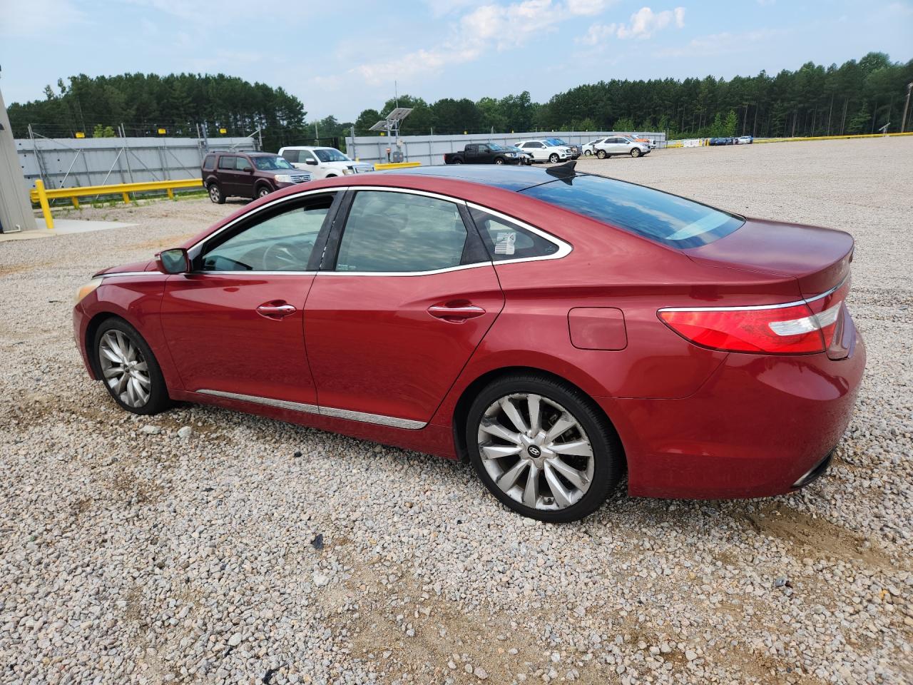 2013 Hyundai Azera Base Красный vin: KMHFH4JG5DA259519