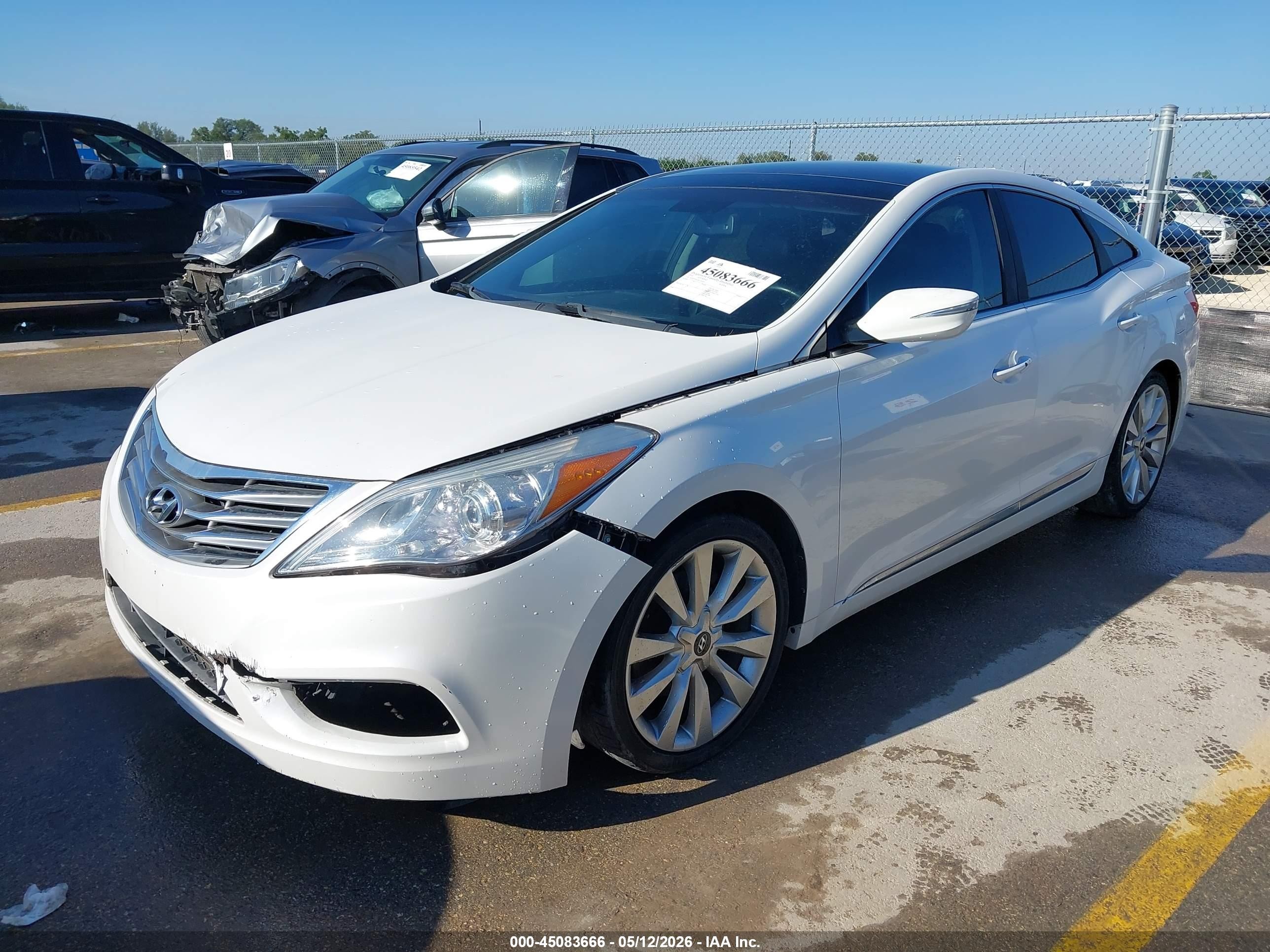 2014 Hyundai Azera Limited White vin: KMHFH4JG5EA362456
