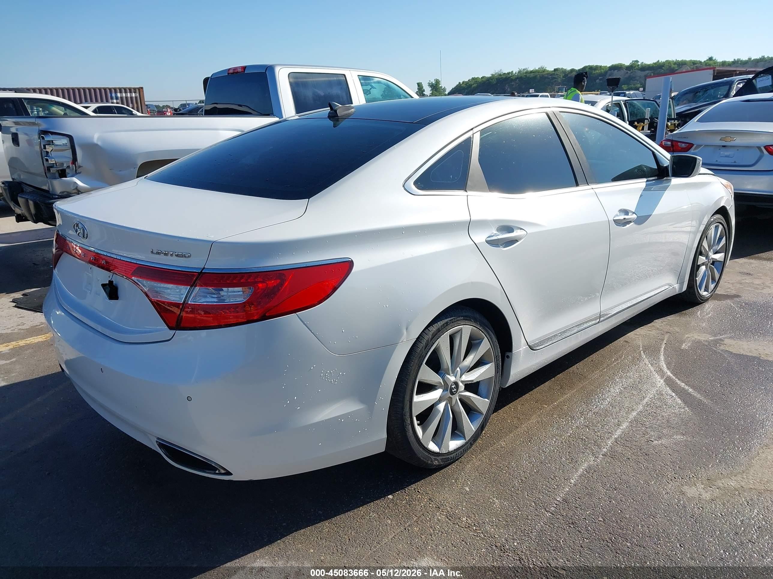2014 Hyundai Azera Limited White vin: KMHFH4JG5EA362456