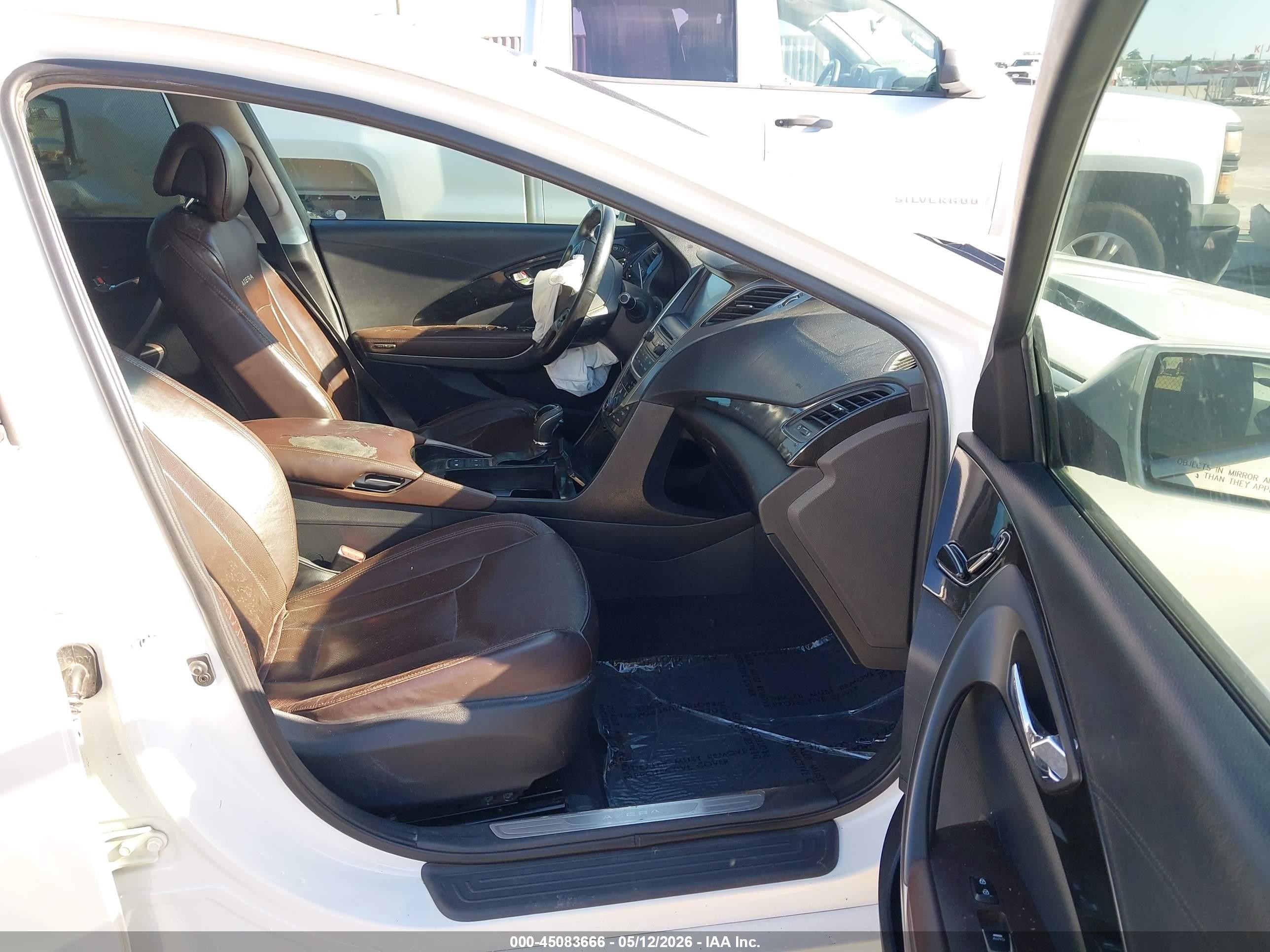 2014 Hyundai Azera Limited White vin: KMHFH4JG5EA362456