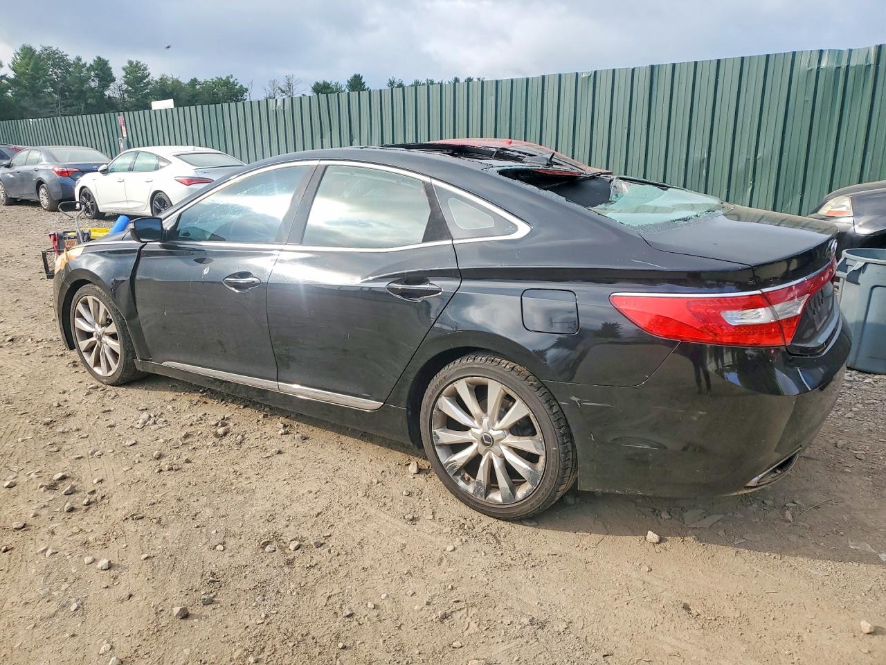2013 Hyun Azera Black vin: KMHFH4JG6DA268908