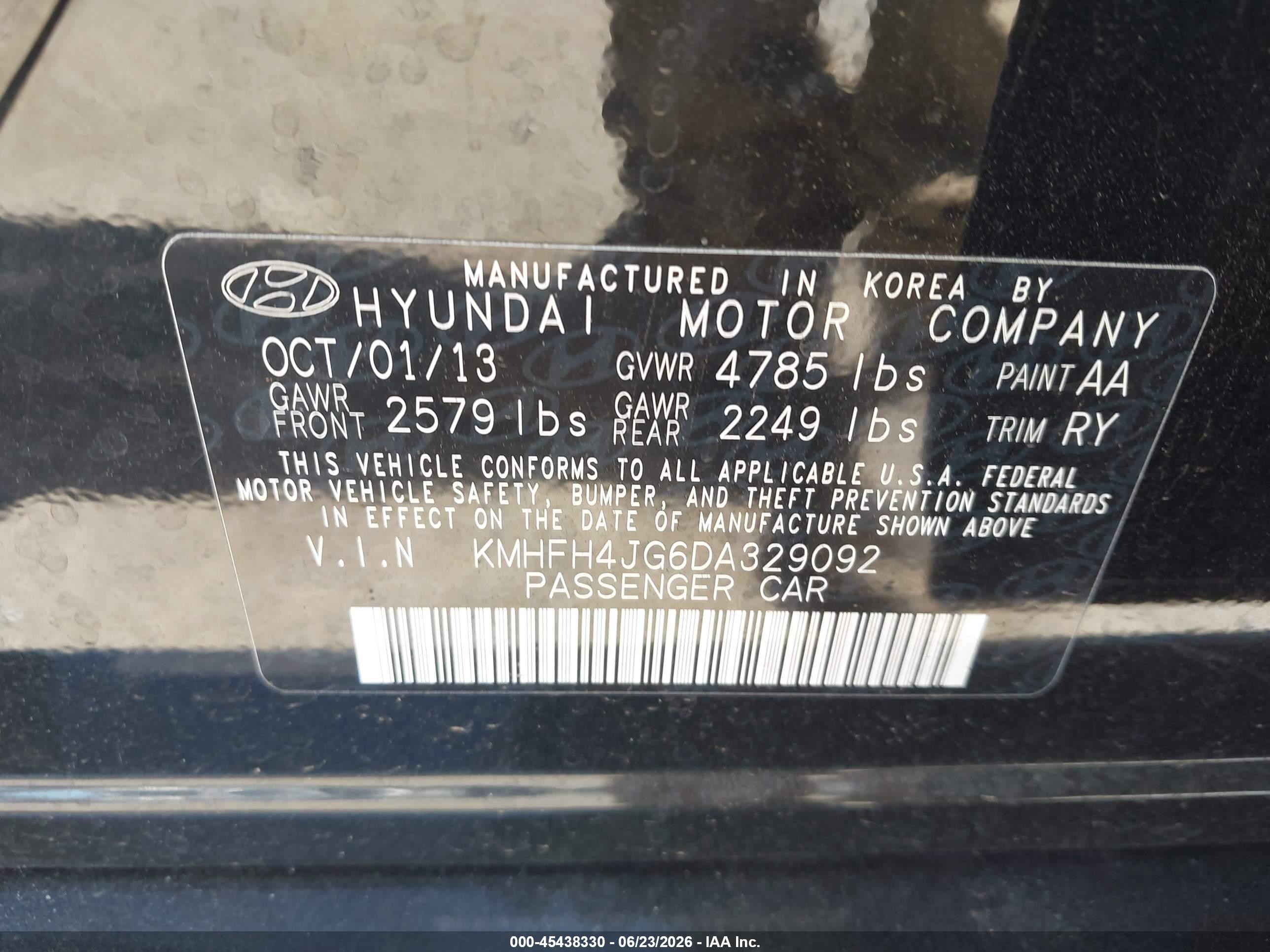 2013 Hyundai Azera   Black vin: KMHFH4JG6DA329092