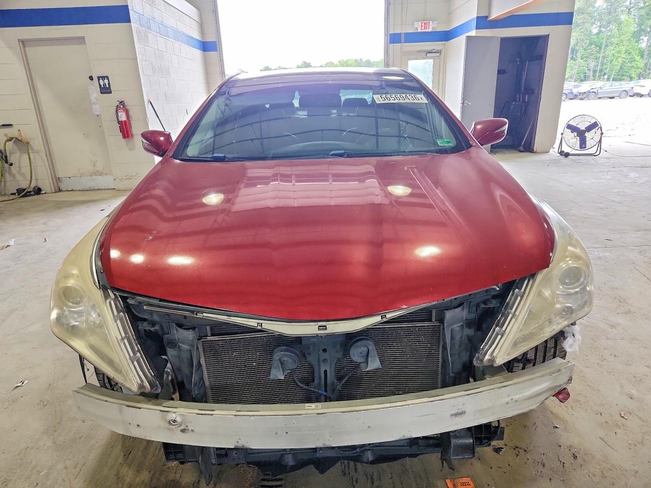 2013 Hyundai Azera Base Red vin: KMHFH4JG7DA213447