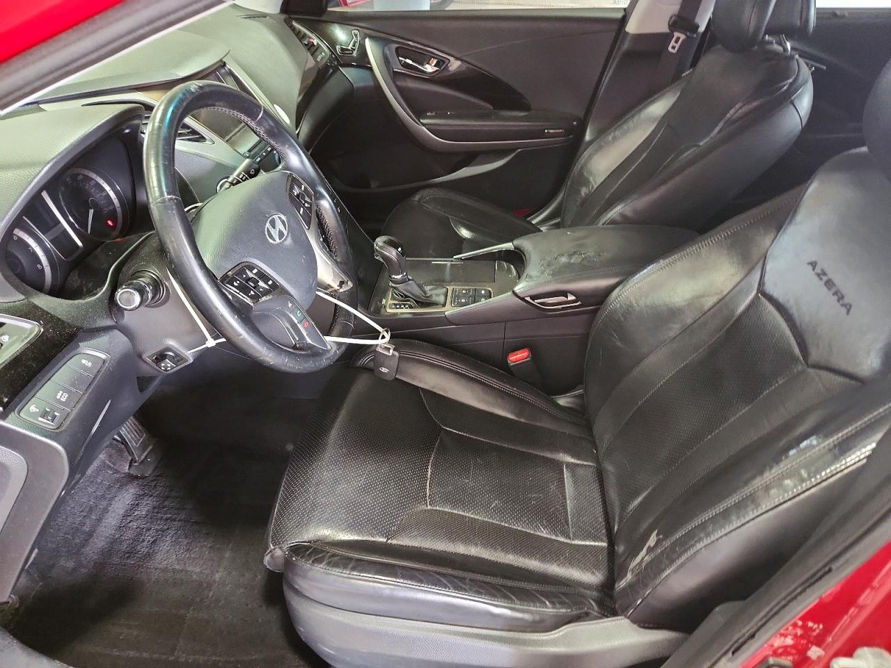 2013 Hyundai Azera Base Red vin: KMHFH4JG7DA213447