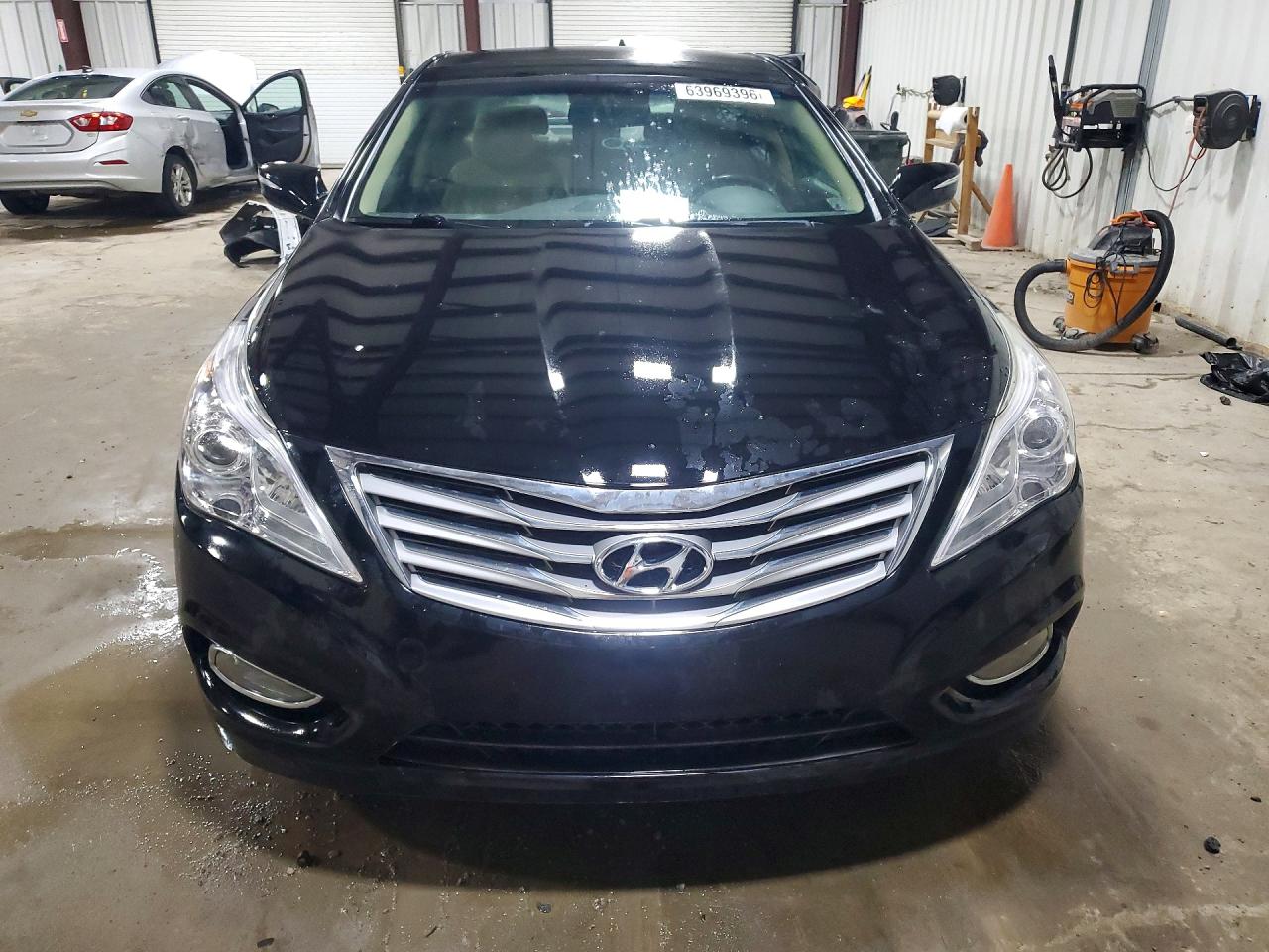 2013 Hyundai Azera Base Черный vin: KMHFH4JG7DA320756