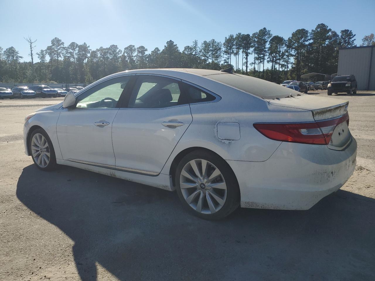 2015 Hyundai Azera Limited White vin: KMHFH4JG7FA480039