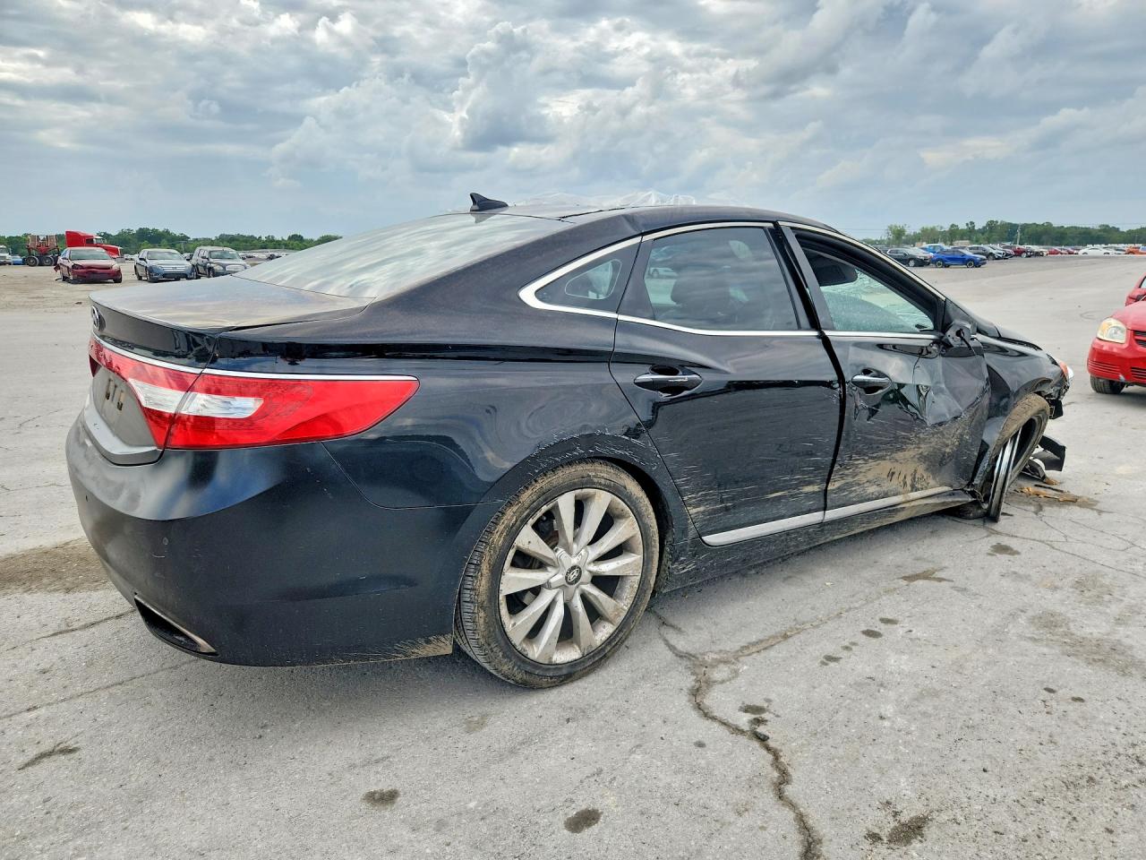 2013 Hyundai Azera Base Black vin: KMHFH4JG8DA232928