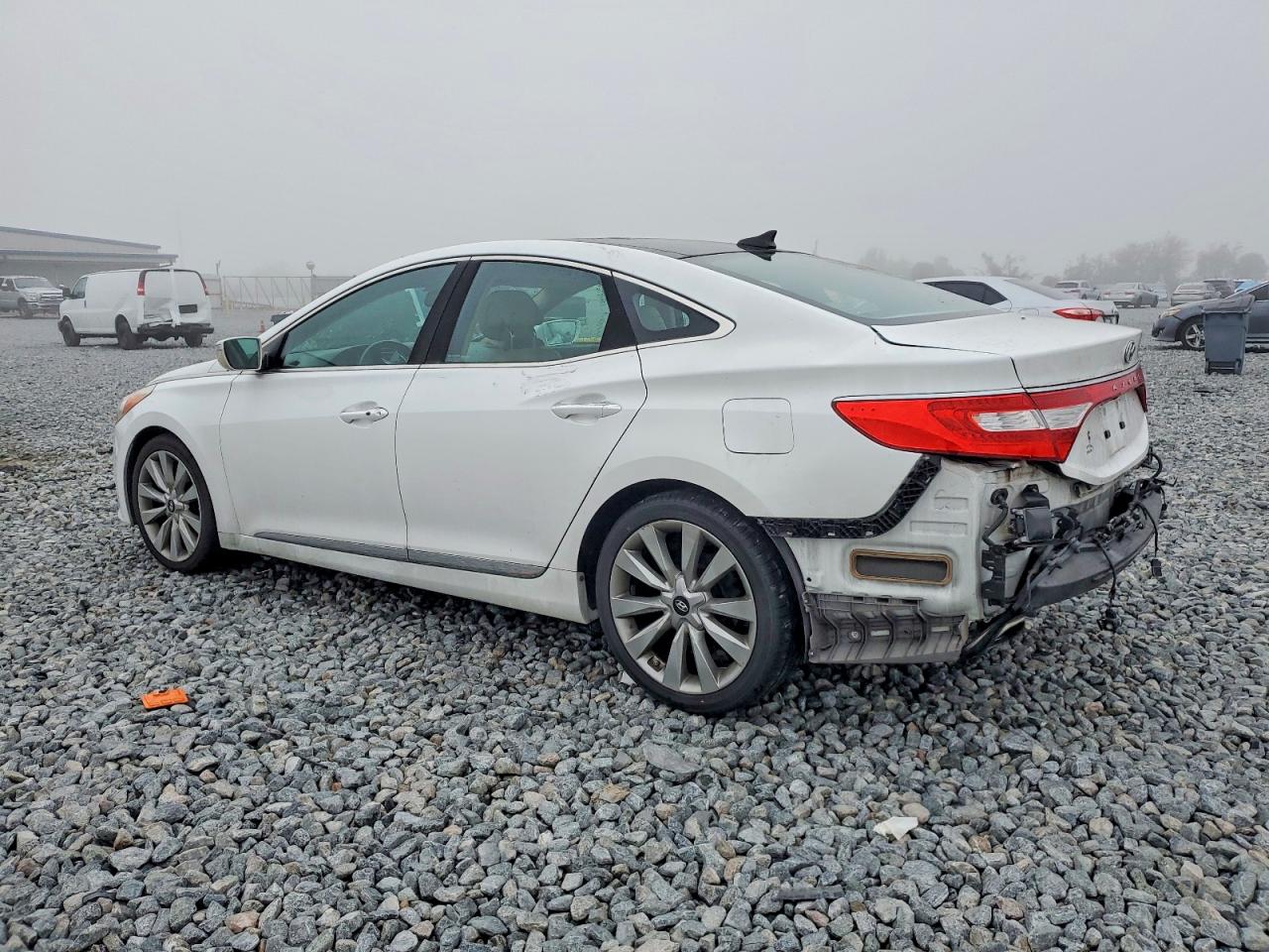 2015 Hyundai Azera Limited White vin: KMHFH4JG8FA433683