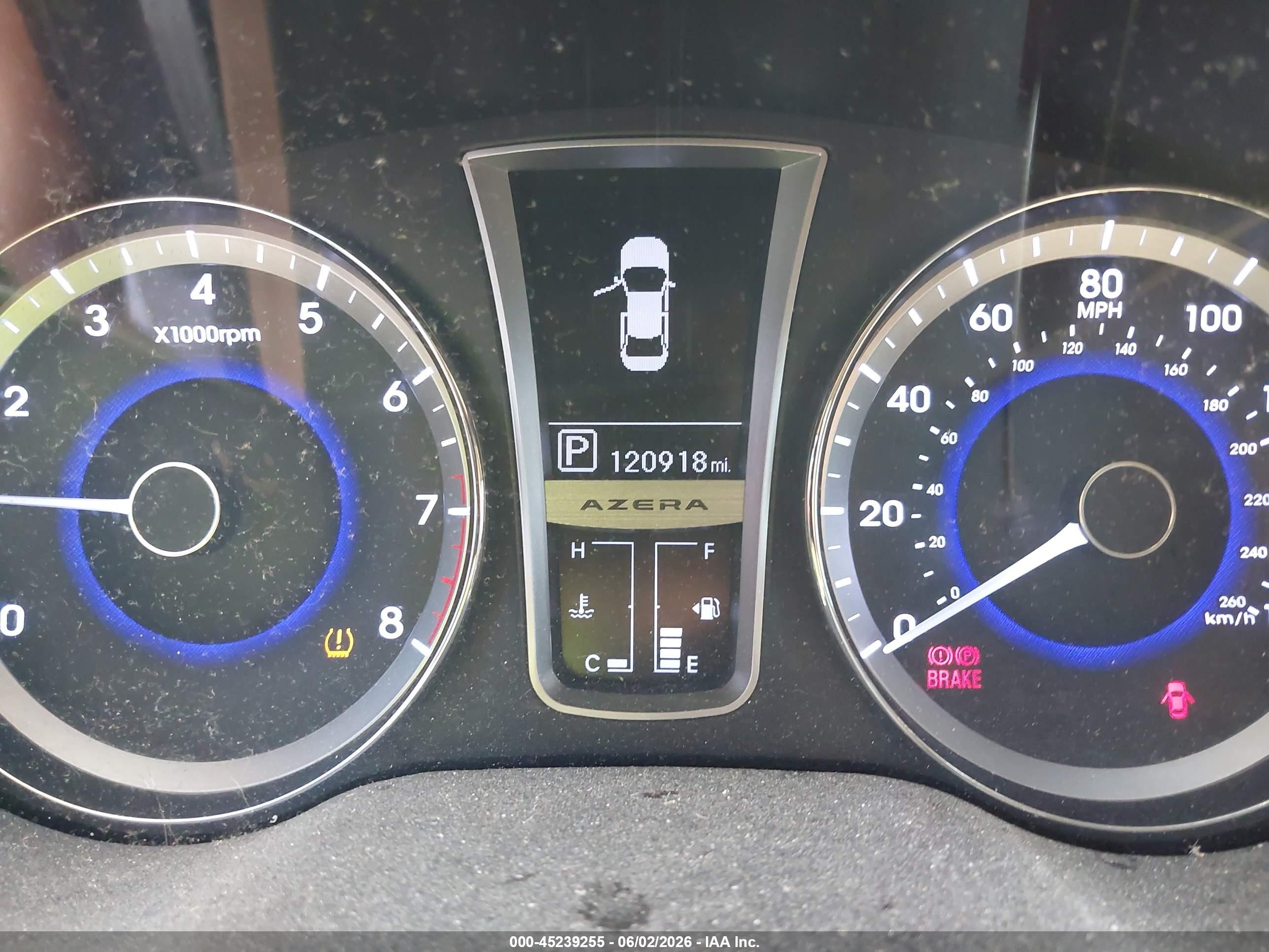 2012 Hyundai Azera   Silver vin: KMHFH4JG9CA143223