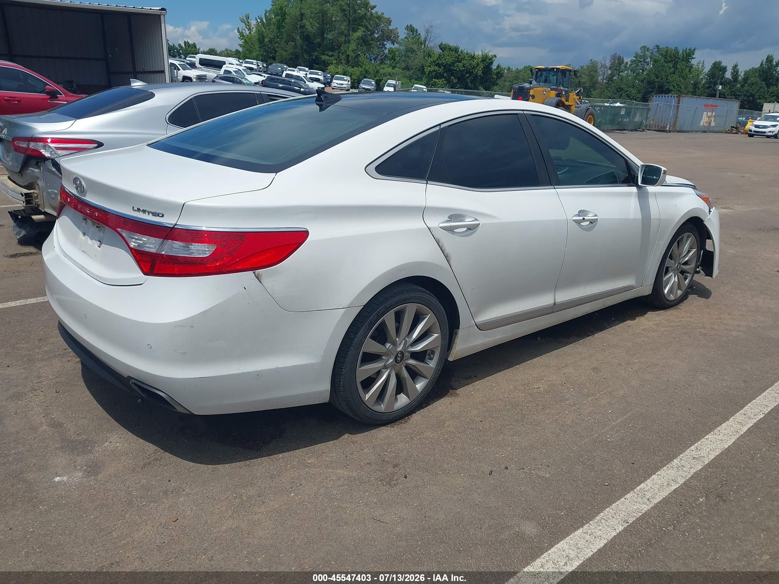 2015 Hyundai Azera Limited White vin: KMHFH4JG9FA476736