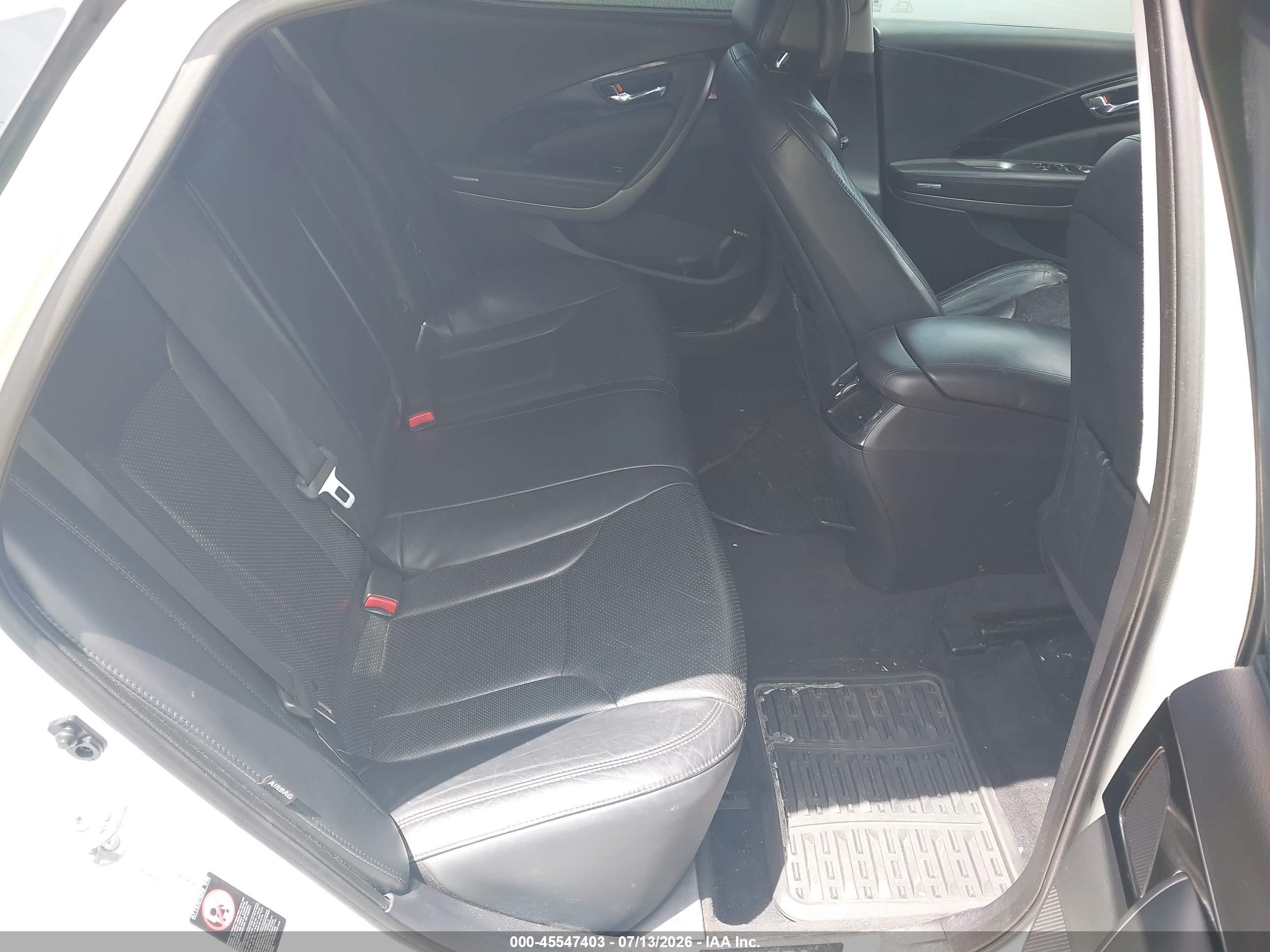 2015 Hyundai Azera Limited White vin: KMHFH4JG9FA476736