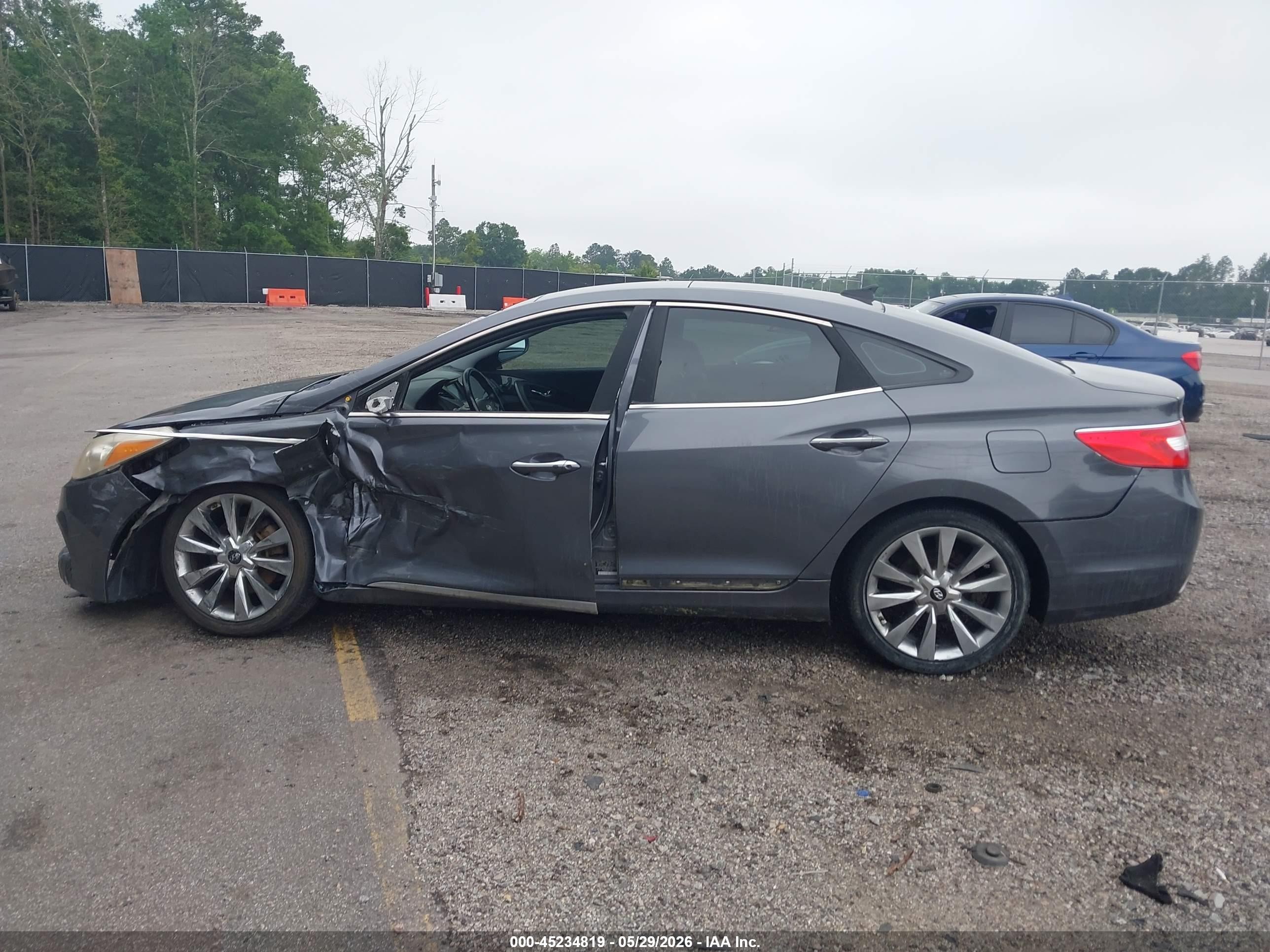 2012 Hyundai Azera   Gray vin: KMHFH4JGXCA125958
