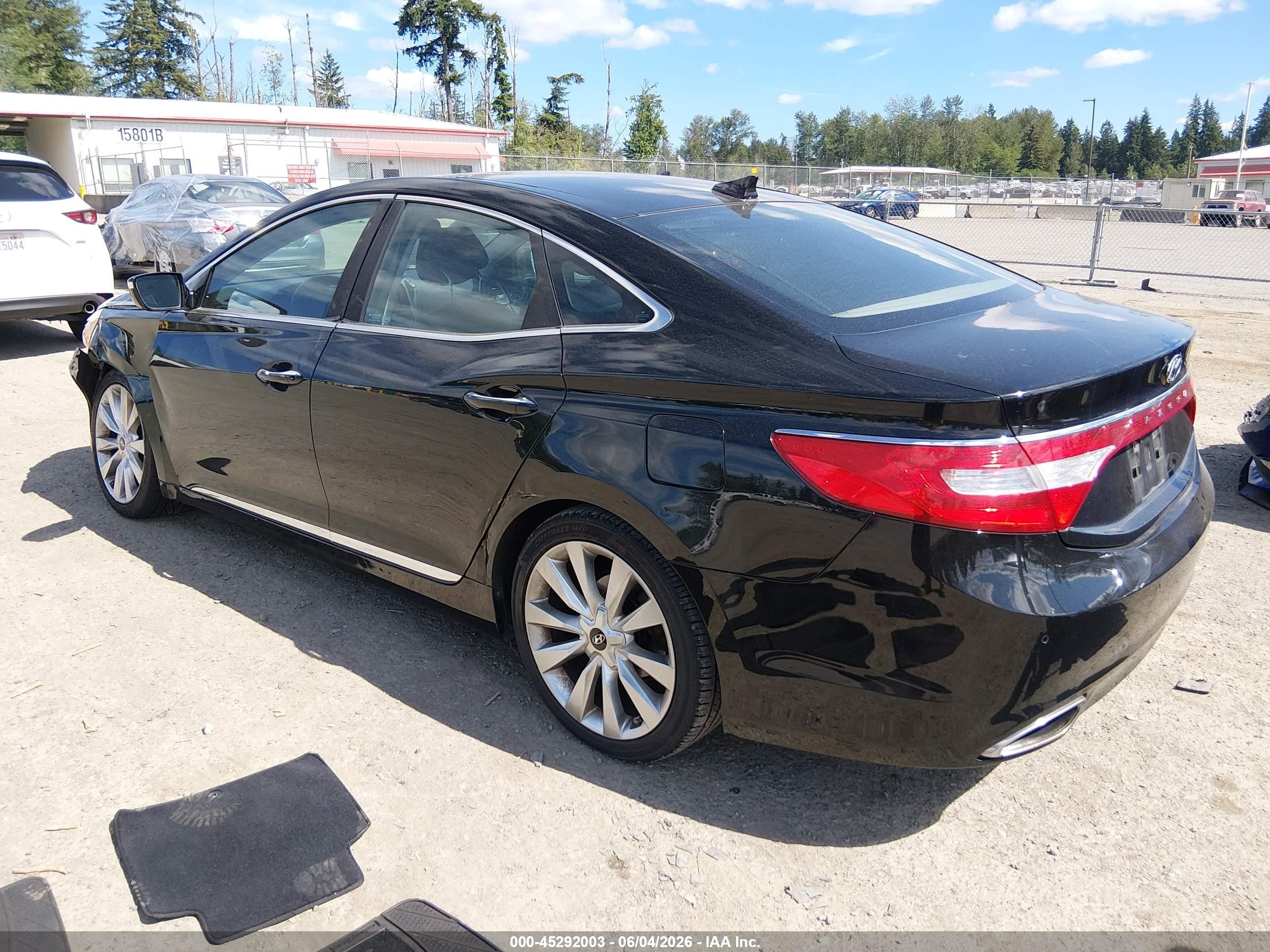 2012 Hyundai Azera Black vin: KMHFH4JGXCA132831