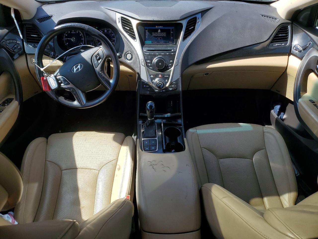 2013 Hyundai Azera Base Red vin: KMHFH4JGXDA215791