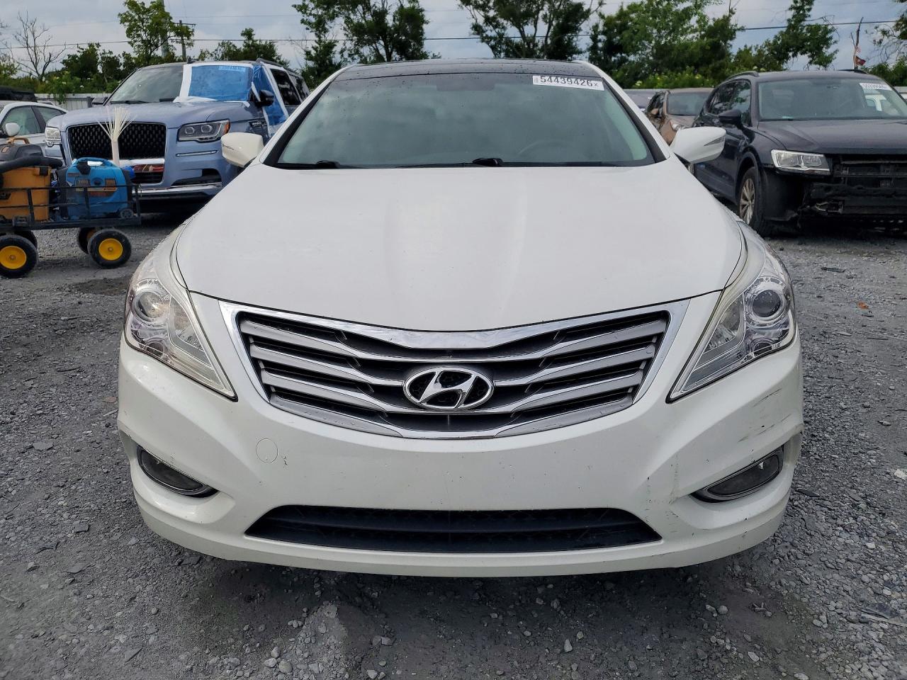 2013 Hyundai Azera White vin: KMHFH4JGXDA259175
