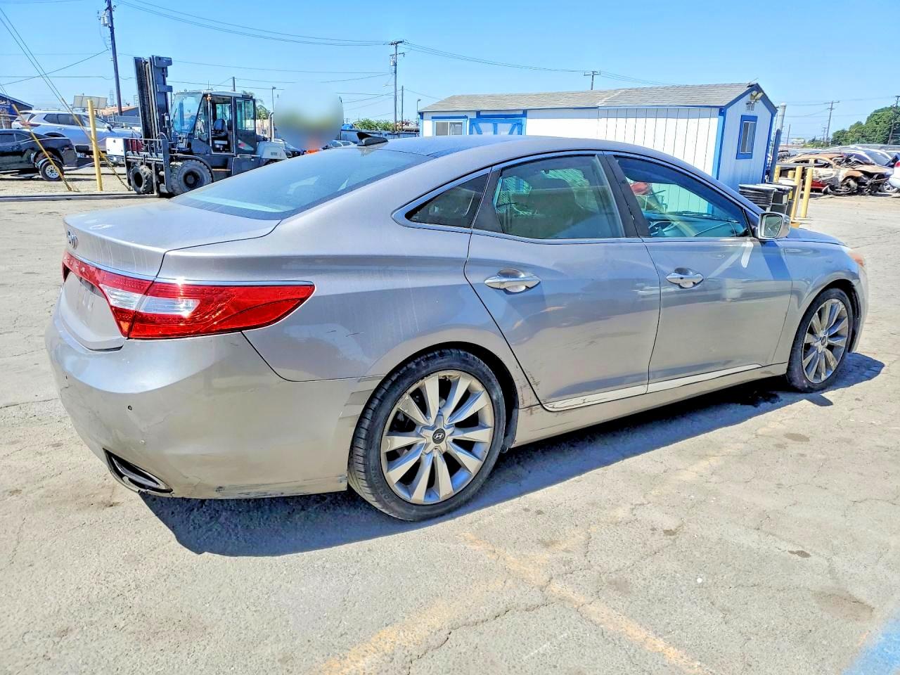 2013 Hyundai Azera Base Silver vin: KMHFH4JGXDA275263