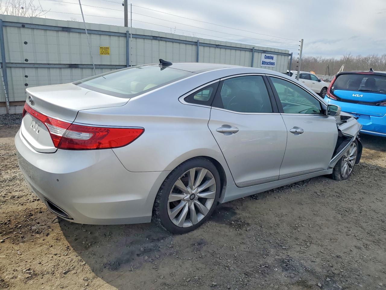 2013 Hyundai Azera Base Silver vin: KMHFH4JGXDA326521