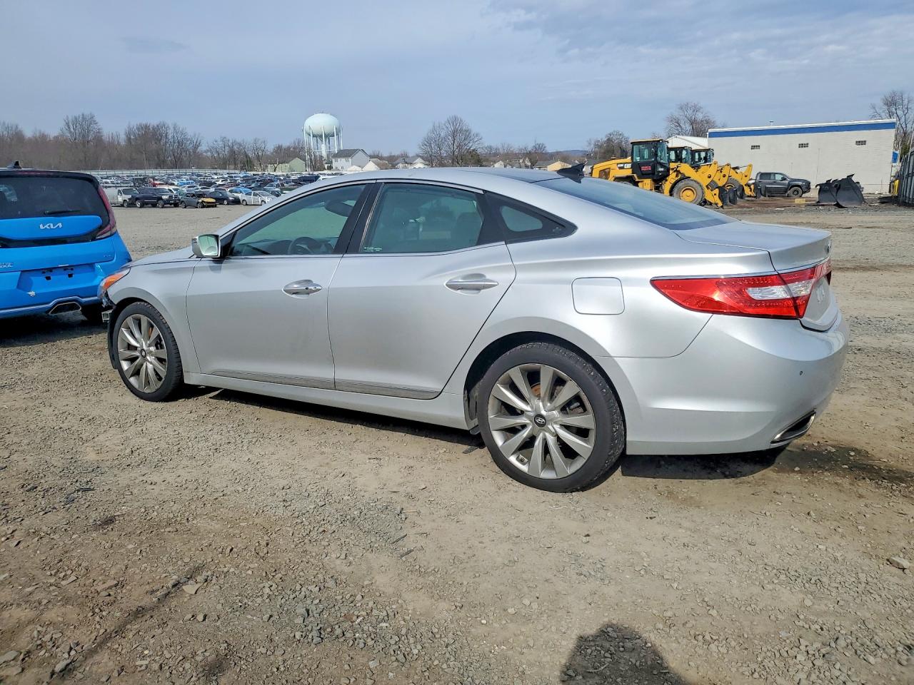 2013 Hyundai Azera Base Silver vin: KMHFH4JGXDA326521