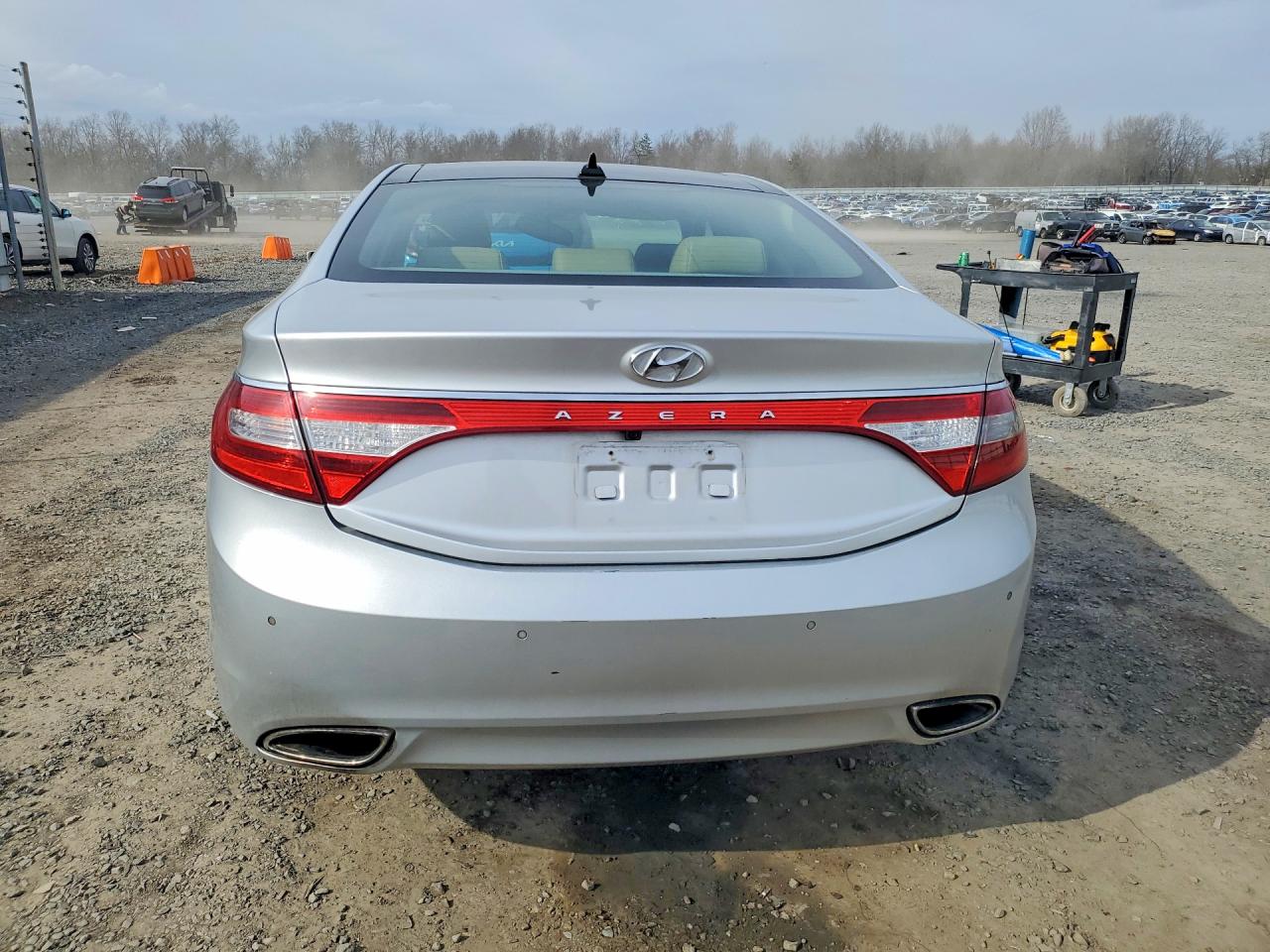 2013 Hyundai Azera Base Silver vin: KMHFH4JGXDA326521