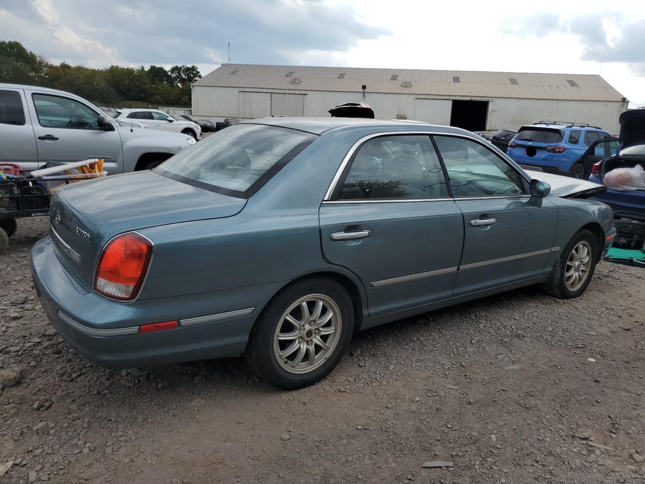 2002 Hyundai Xg 350 Blue vin: KMHFU45E52A168588