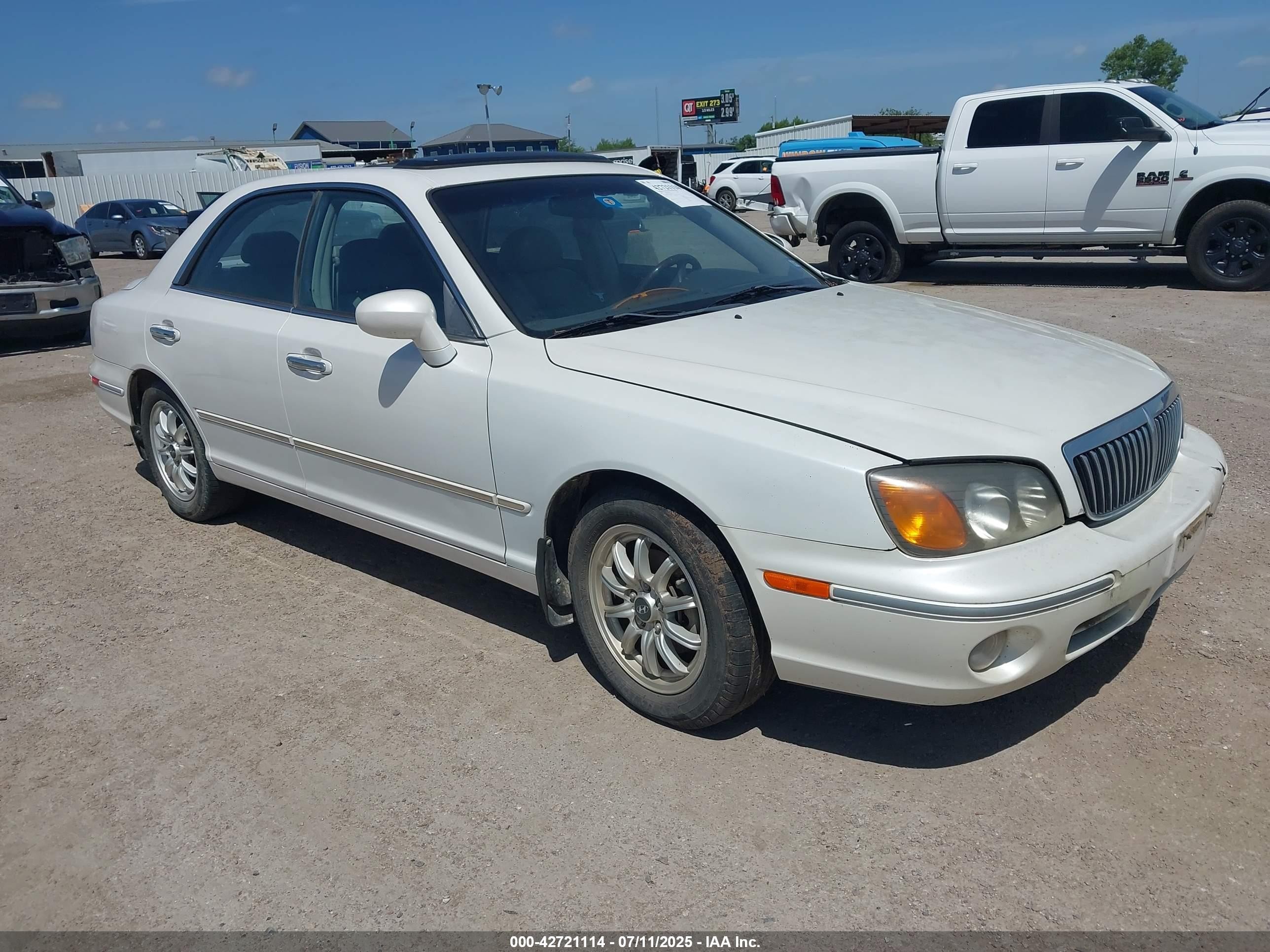 2002 Hyundai Xg350 L White vin: KMHFU45E72A221307