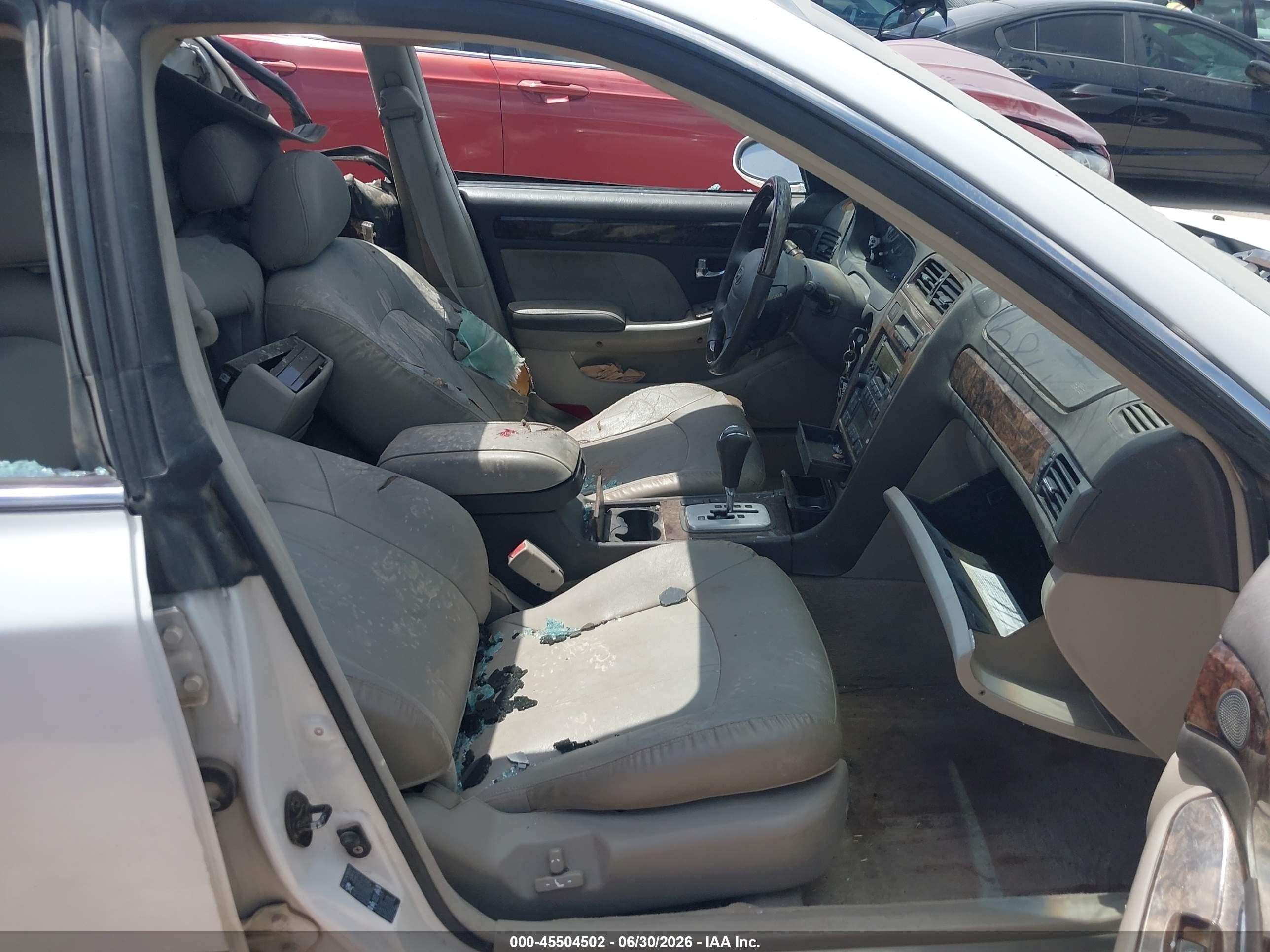 2002 Hyundai Xg350 L White vin: KMHFU45E82A178919