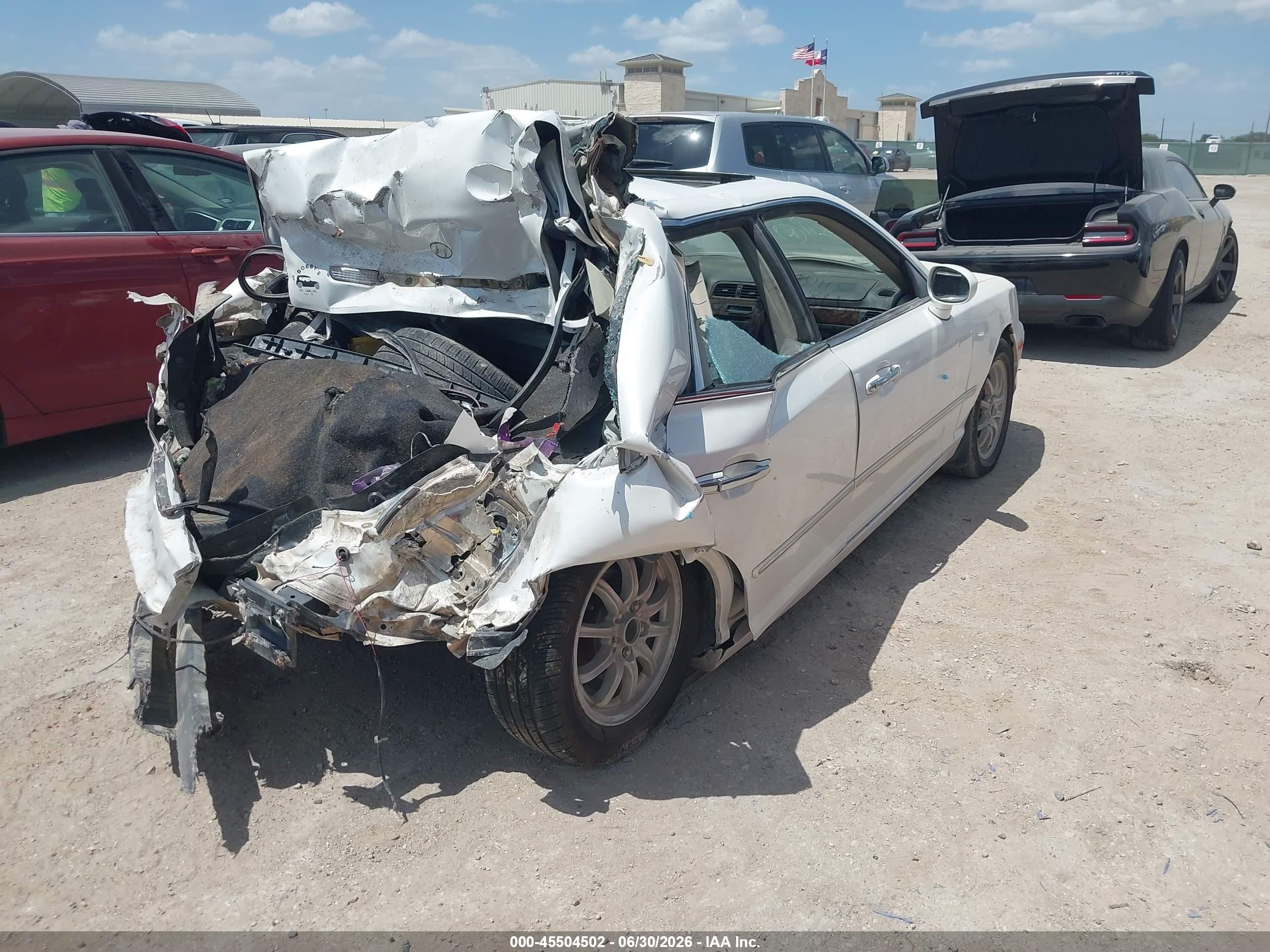2002 Hyundai Xg350 L White vin: KMHFU45E82A178919