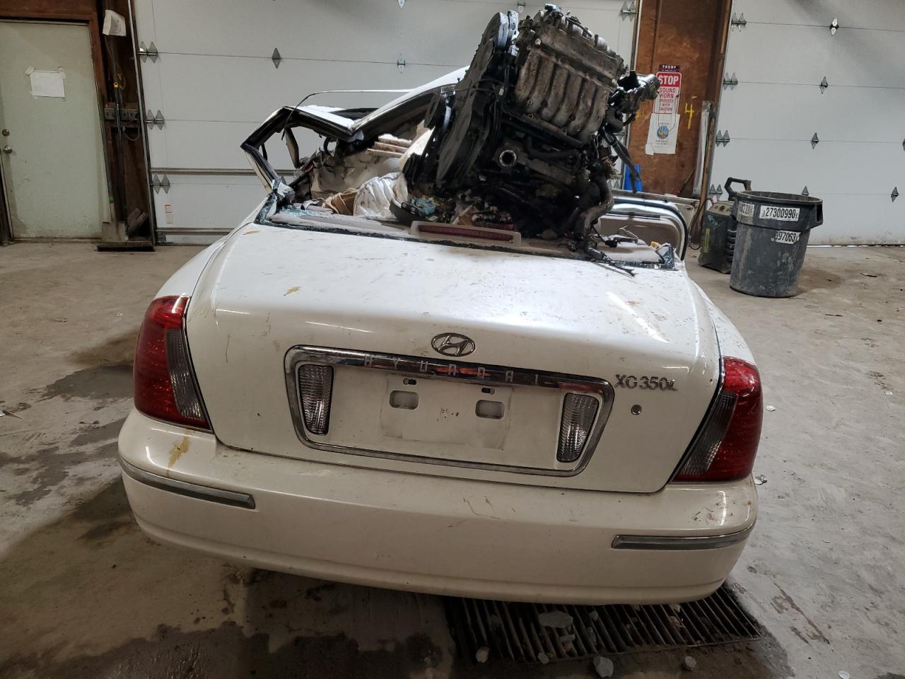 2005 Hyundai Xg 350 White vin: KMHFU45E95A382858