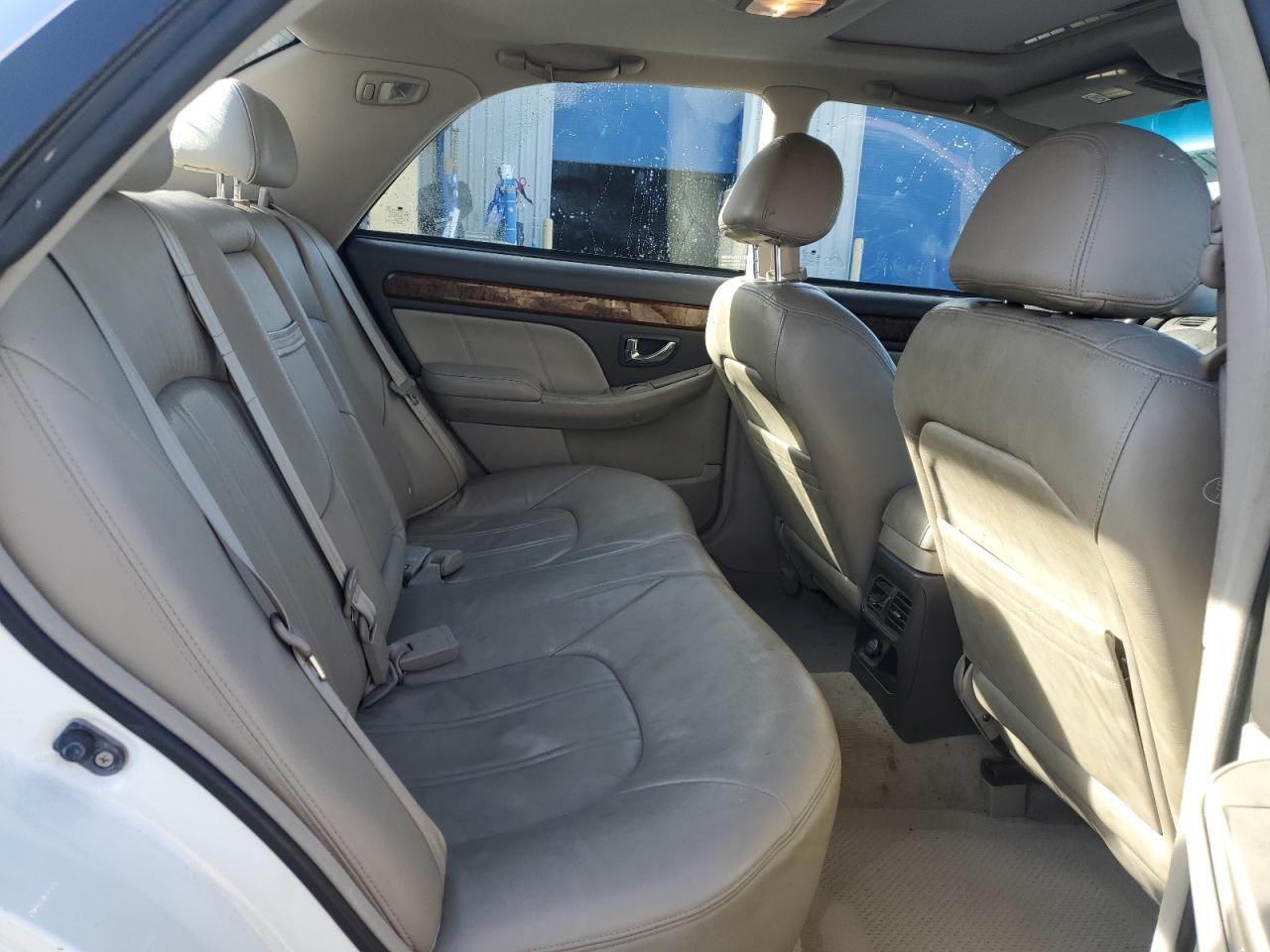 2005 Hyundai Xg 350 White vin: KMHFU45EX5A403944