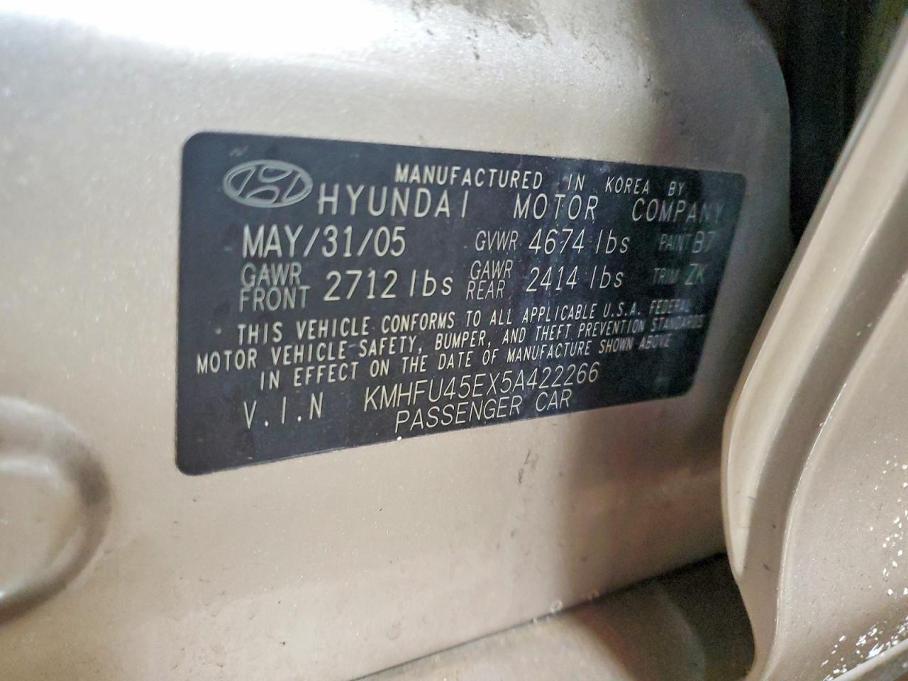 2005 Hyundai Xg350 Base Beige vin: KMHFU45EX5A422266
