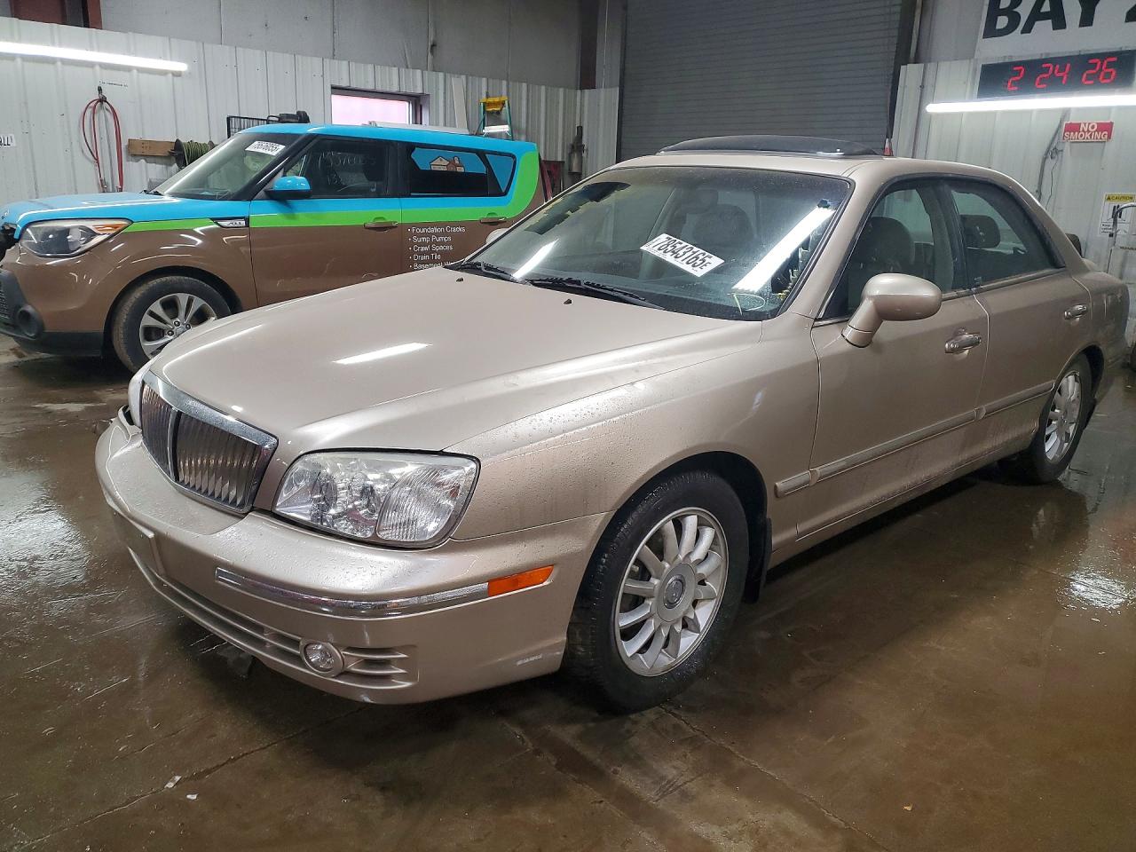 2005 Hyundai Xg350 Base Beige vin: KMHFU45EX5A422266