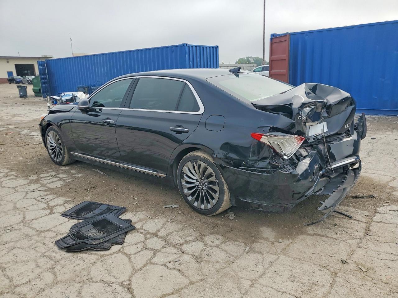 2017 Genesis G90 Premium Black vin: KMHG34JA0HU020575