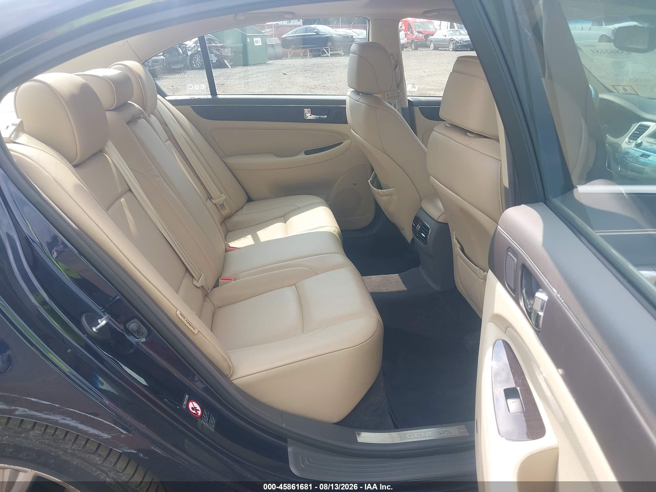 2009 Hyundai Genesis 3.8 Dark Blue vin: KMHGC46E09U017933