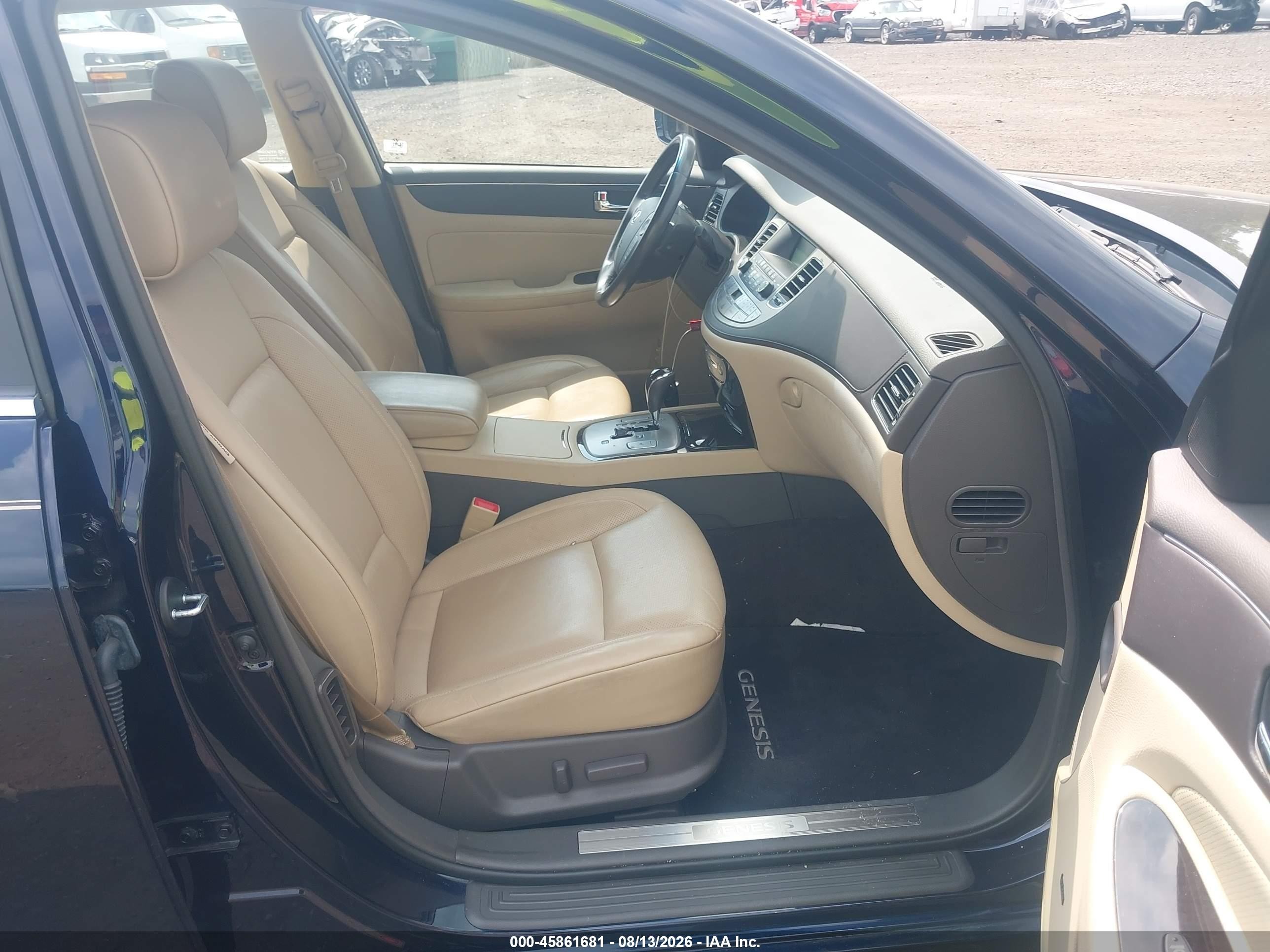 2009 Hyundai Genesis 3.8 Dark Blue vin: KMHGC46E09U017933