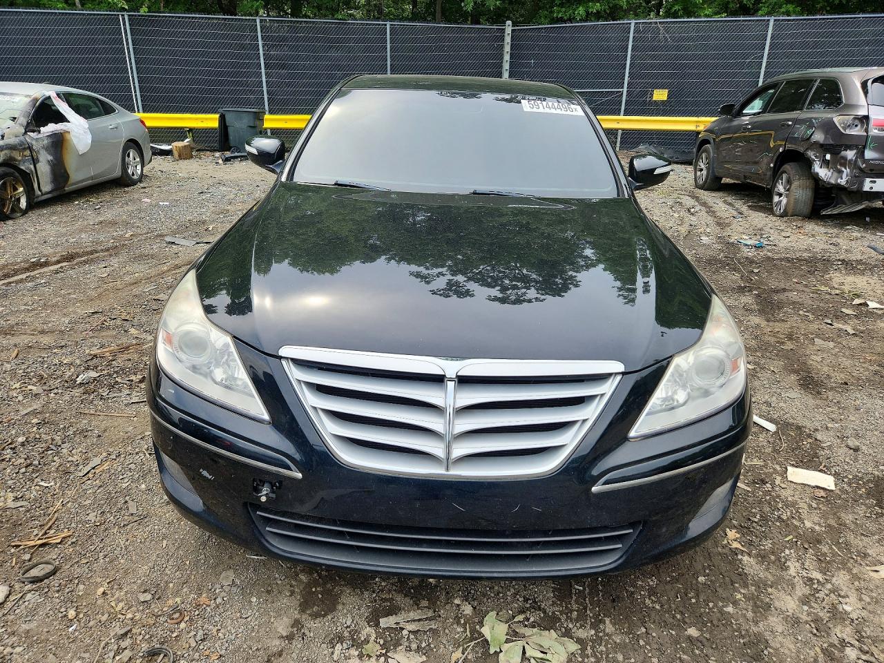 2009 Hyundai Genesis 3.8l Black vin: KMHGC46E09U020153