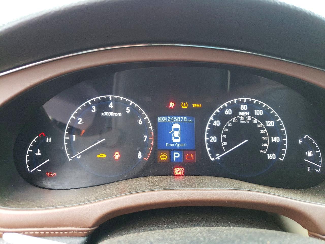2009 Hyundai Genesis 3.8l Black vin: KMHGC46E09U030391