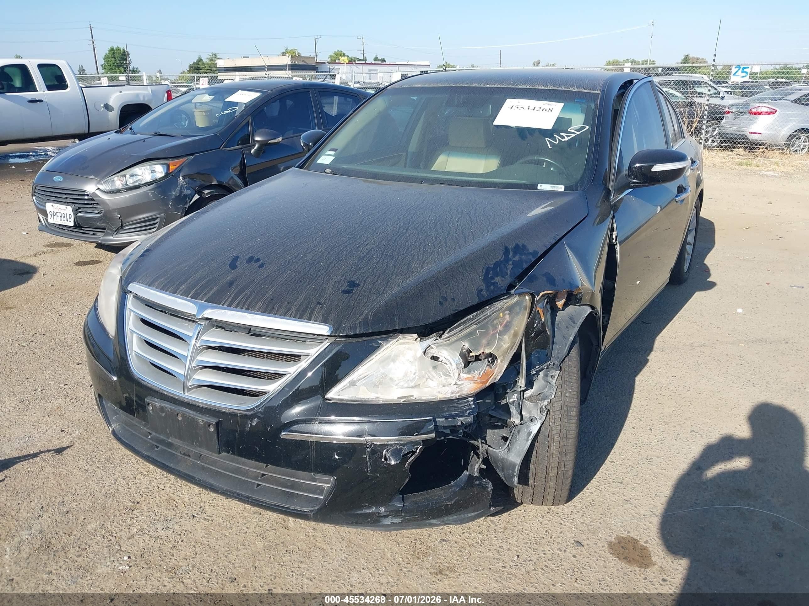 2009 Hyundai Genesis 3.8 Black vin: KMHGC46E09U039642