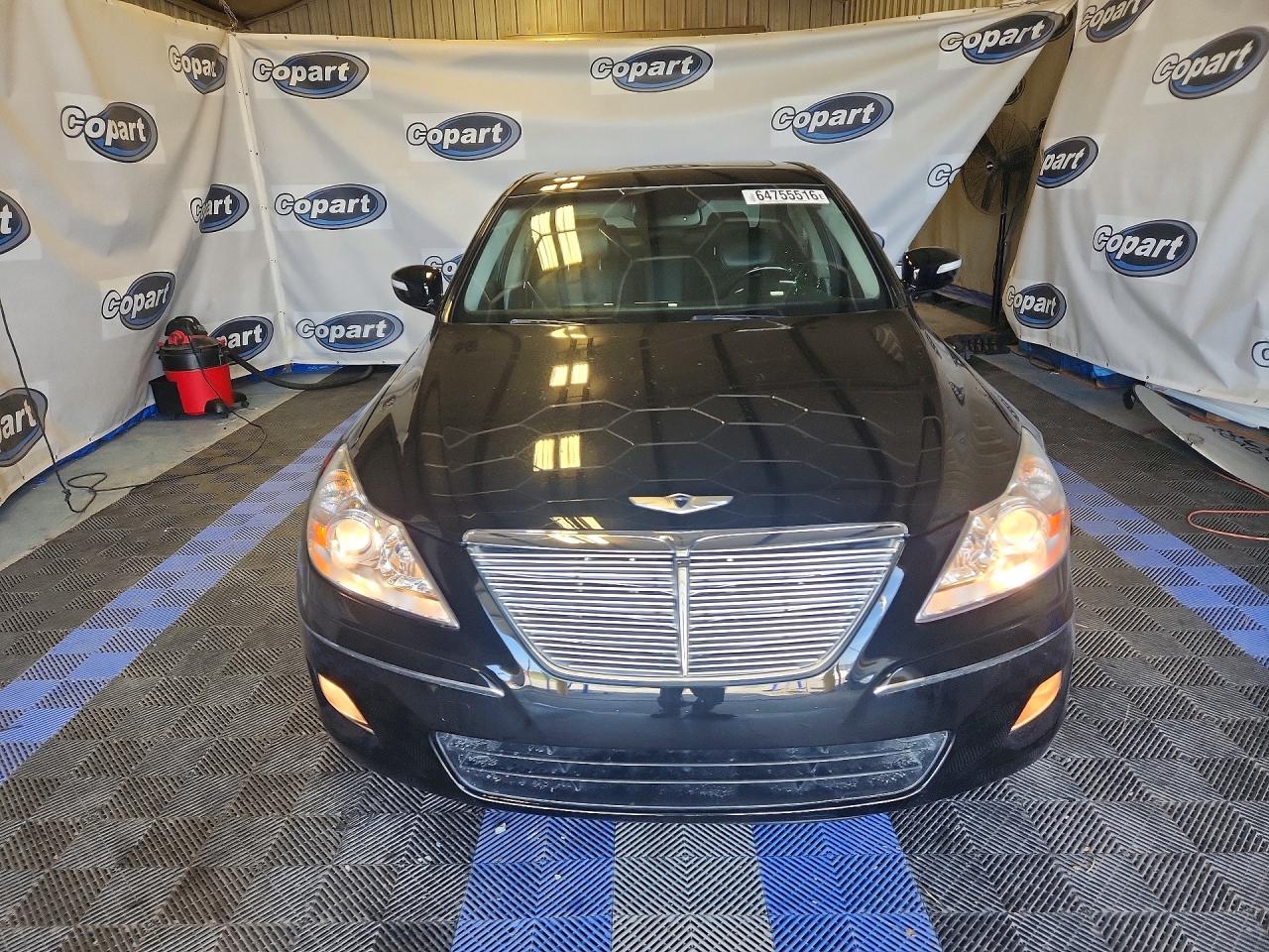 2009 Hyundai Genesis 3.8l Black vin: KMHGC46E09U039754