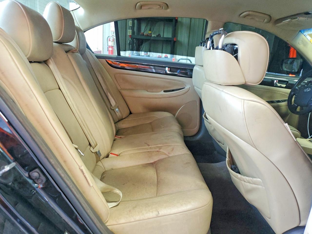 2009 Hyundai Genesis 3.8l Черный vin: KMHGC46E09U054268