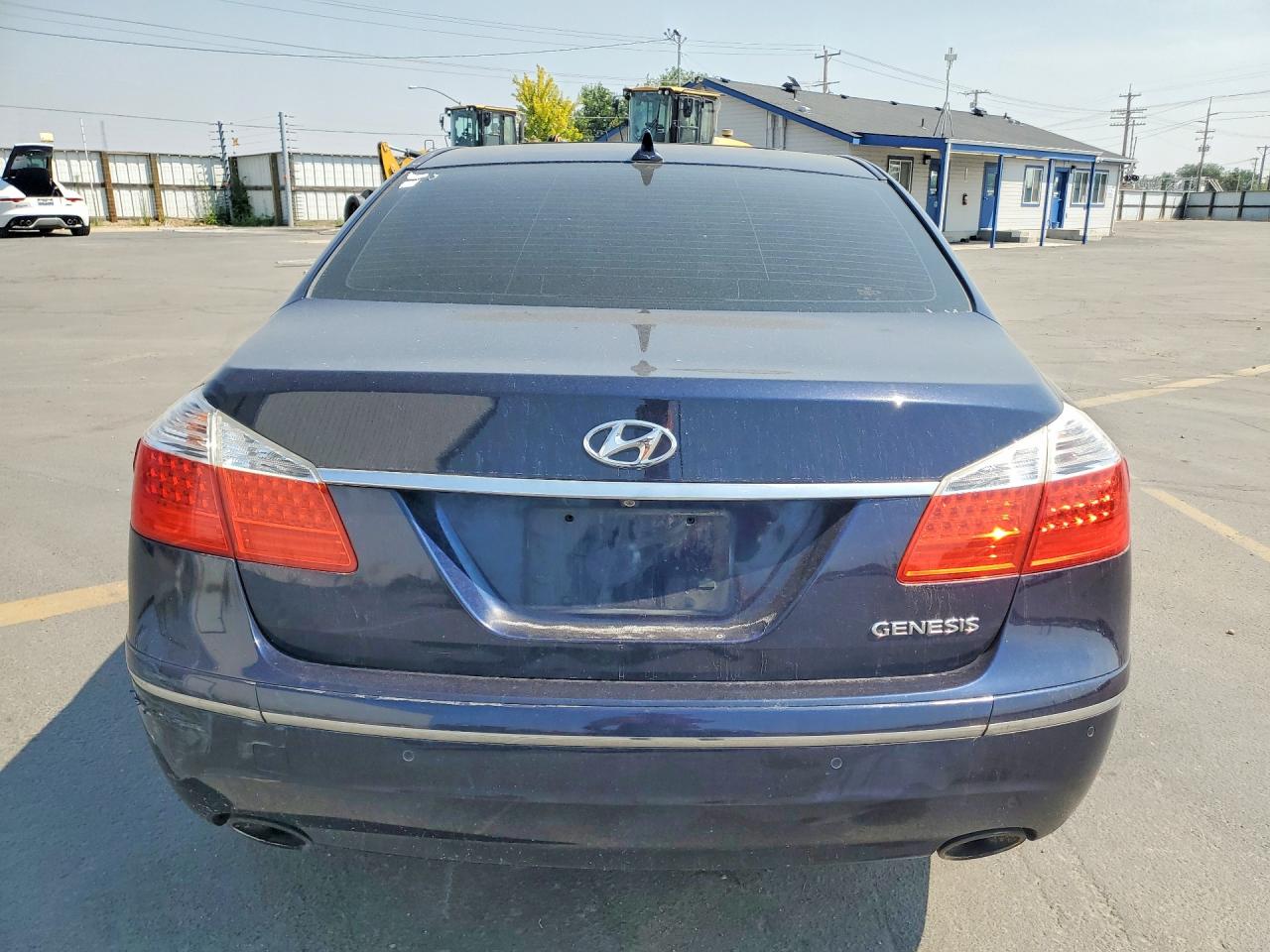 2009 Hyundai Genesis 3.8l Blue vin: KMHGC46E19U029119