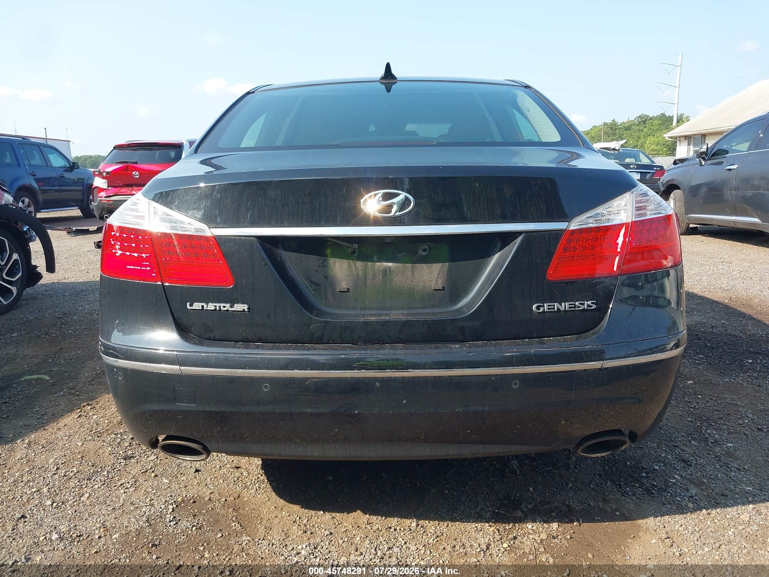 2009 Hyundai Genesis 3.8 Черный vin: KMHGC46E19U051265