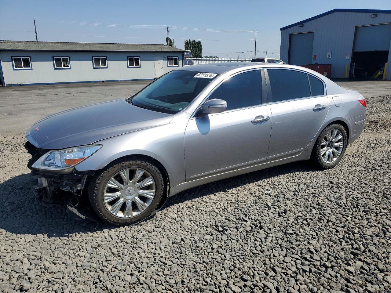 2009 Hyundai Genesis 3.8l Silver vin: KMHGC46E29U025984