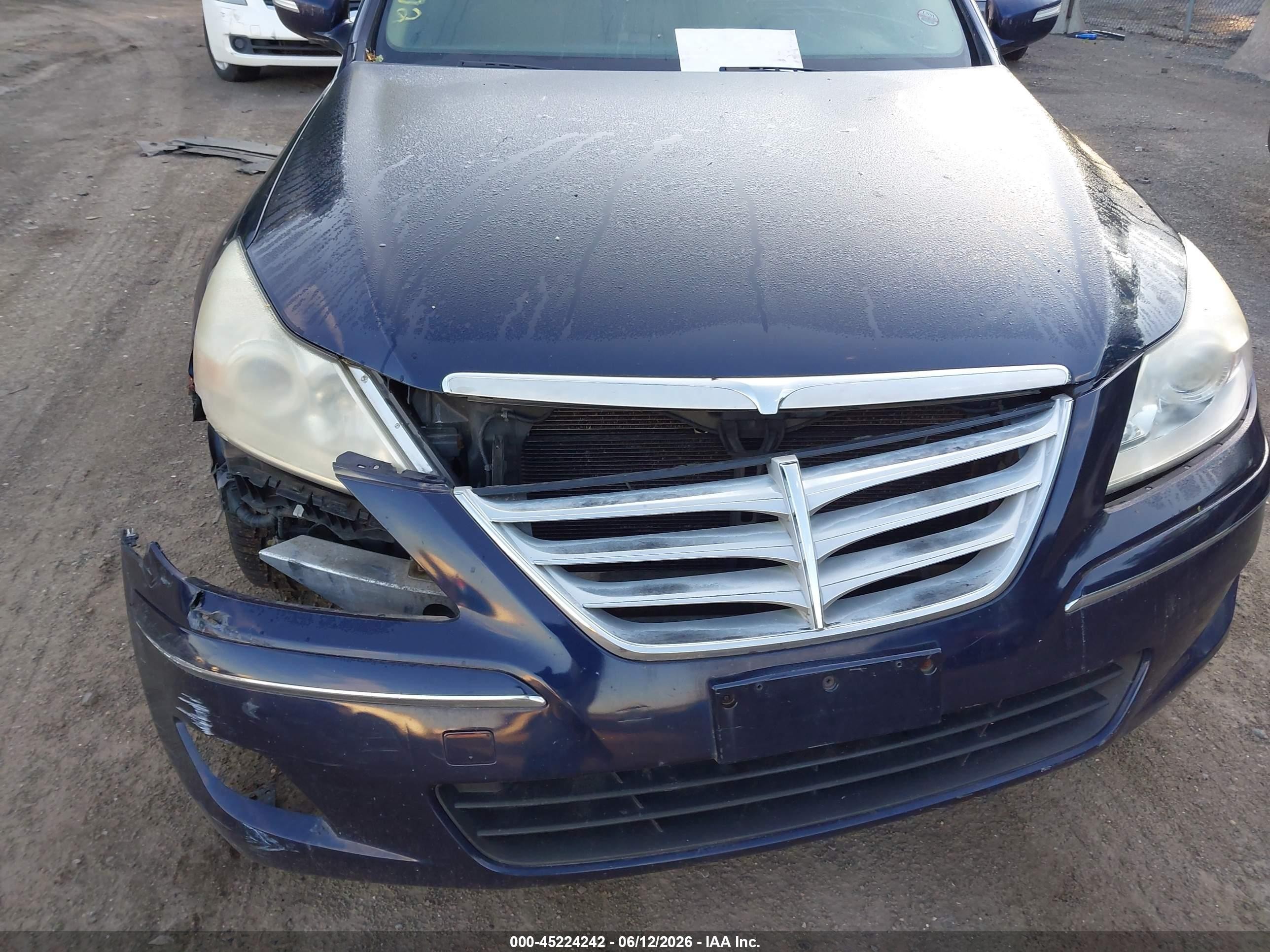 2009 Hyundai Genesis 3.8 Dark Blue vin: KMHGC46E39U016789