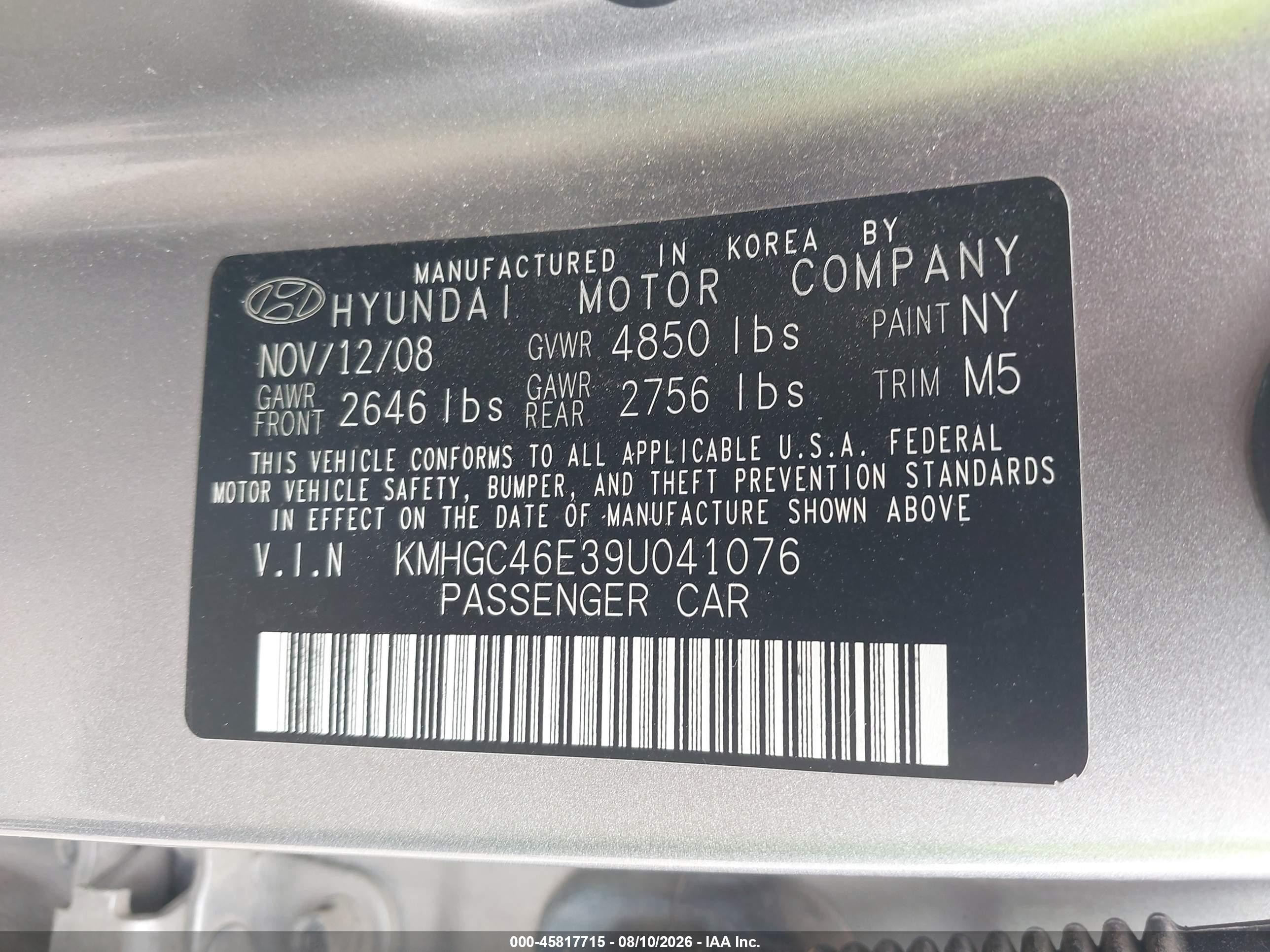 2009 Hyundai Genesis 3.8 Silver vin: KMHGC46E39U041076