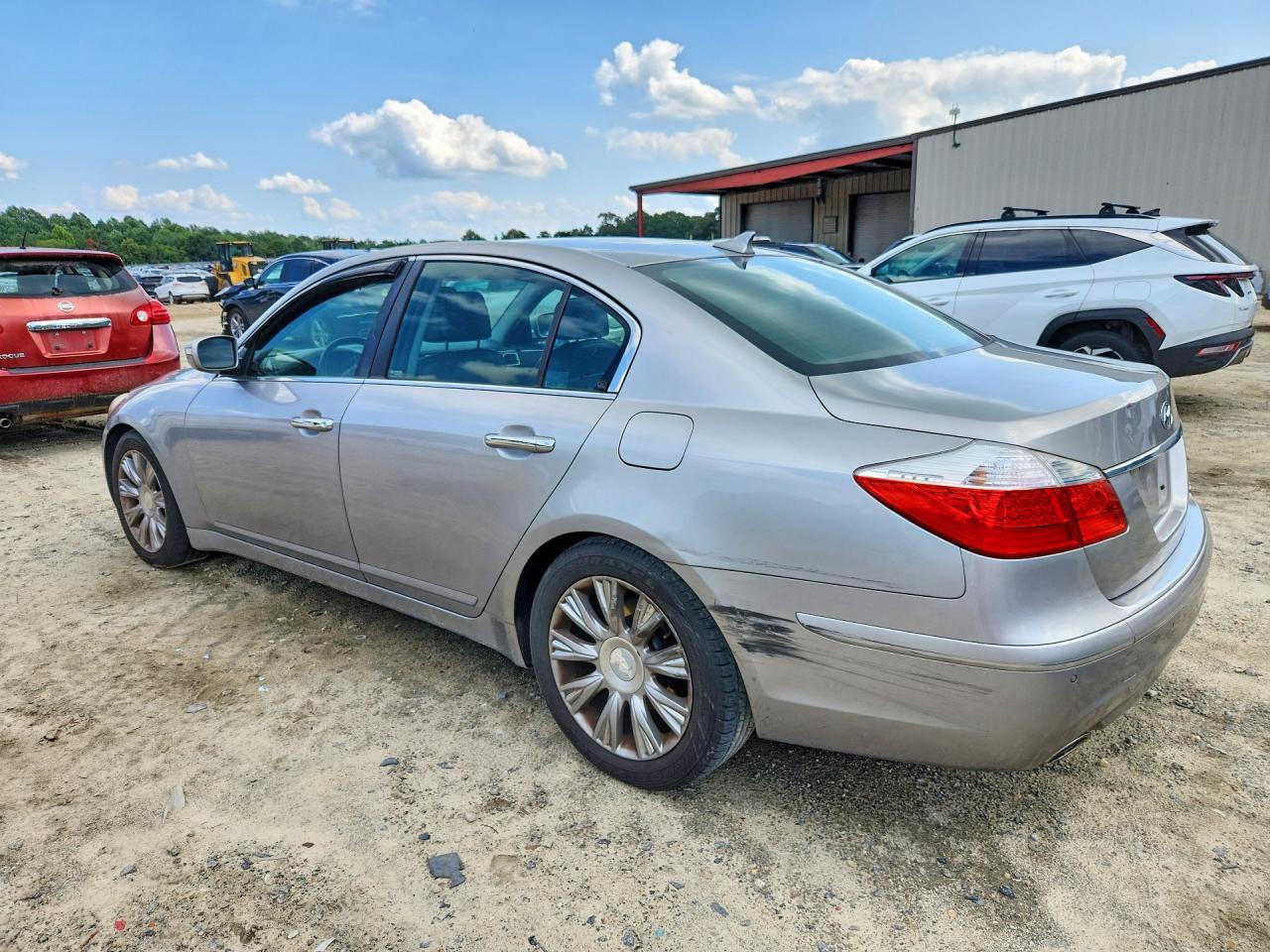2009 Hyundai Genesis 3.8l Silver vin: KMHGC46E59U024232