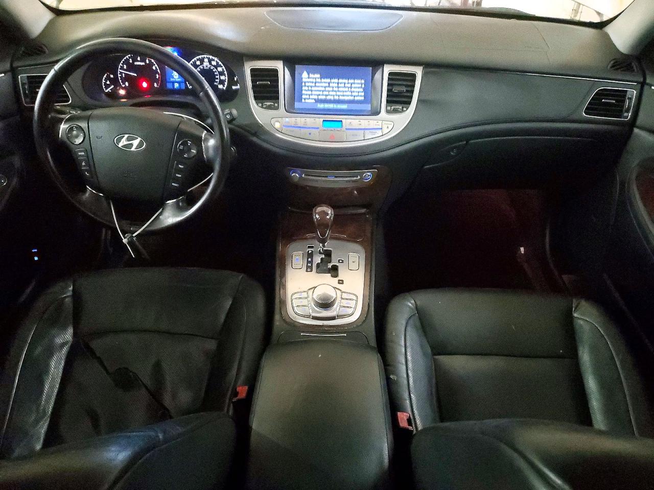 2009 Hyundai Genesis 3.8l Silver vin: KMHGC46E59U069316