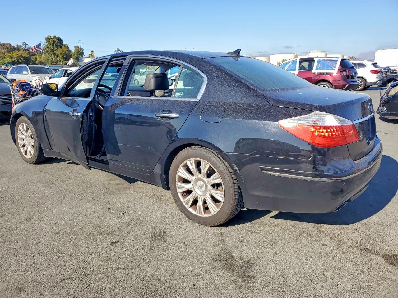 2009 Hyundai Genesis 3.8l Black vin: KMHGC46E69U030251