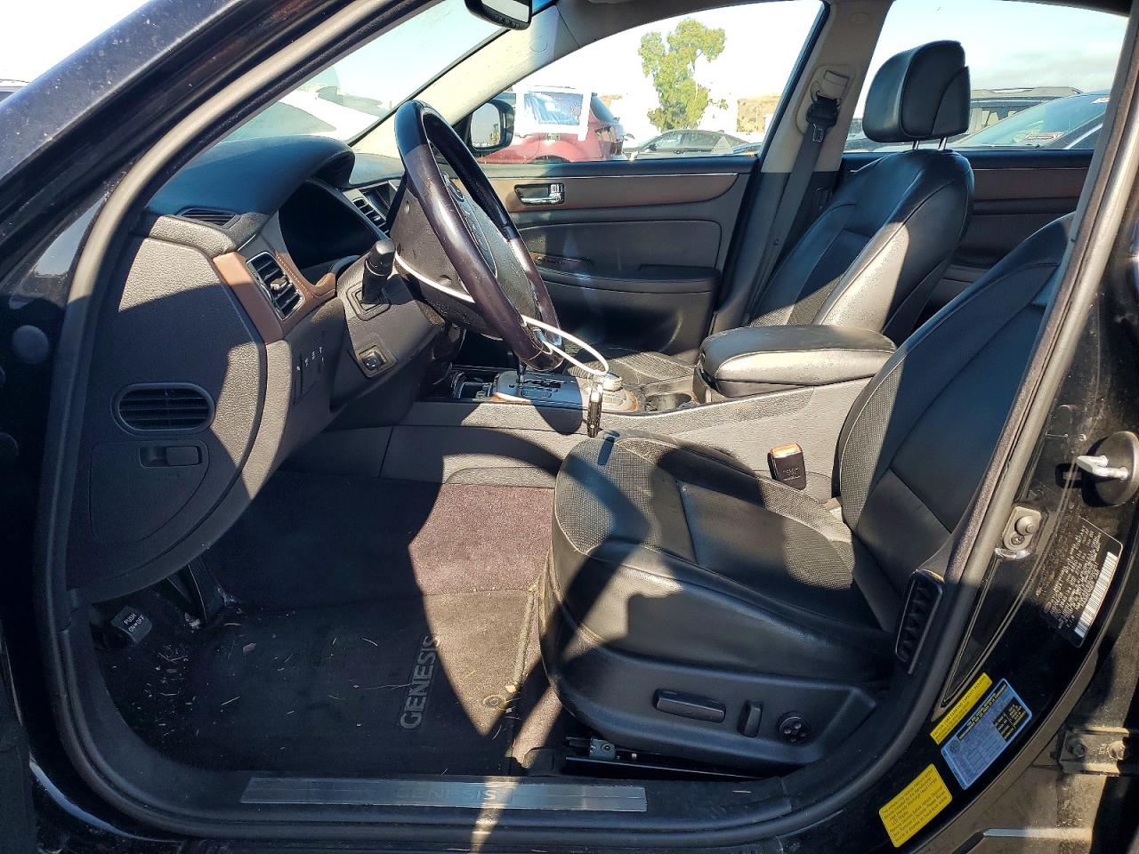 2009 Hyundai Genesis 3.8l Black vin: KMHGC46E69U030251