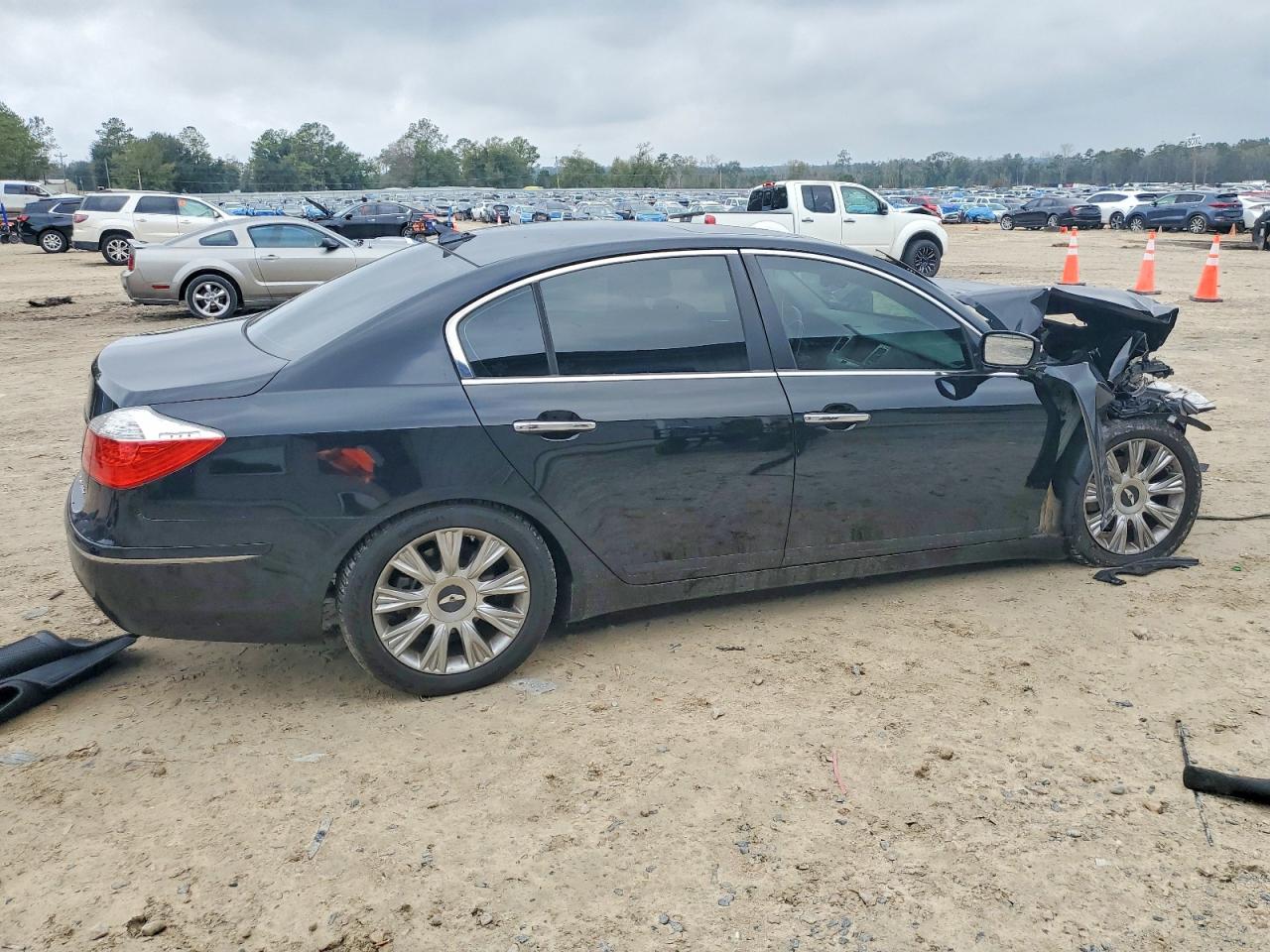 2009 Hyundai Genesis 3.8l Black vin: KMHGC46E69U062598