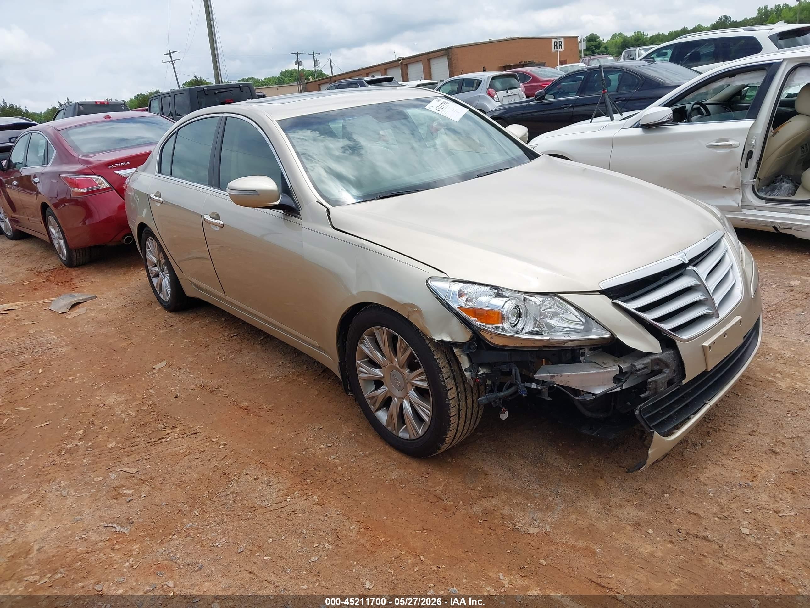 2009 Hyundai Genesis 3.8 Beige vin: KMHGC46EX9U033508